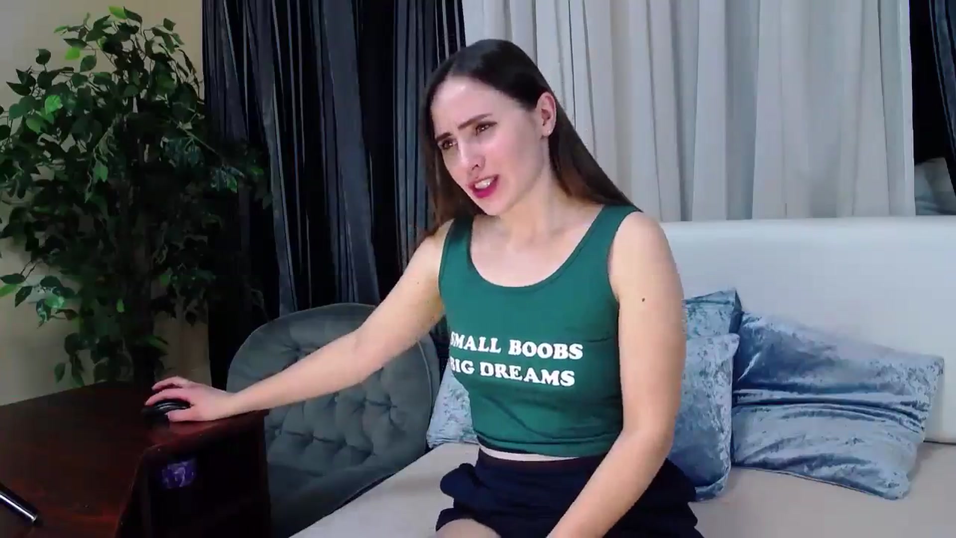 Gallery image thumbnail from Floured's myfreecams stream on, 03/15/2026, 12:50 image 13 of 20