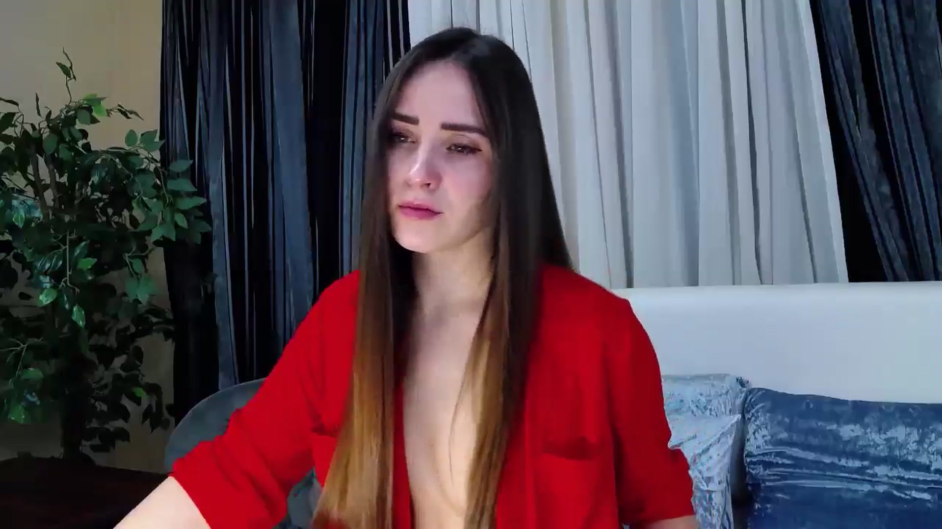 Gallery image thumbnail from Floured's myfreecams stream on, 03/26/2026, 10:01 image 4 of 20