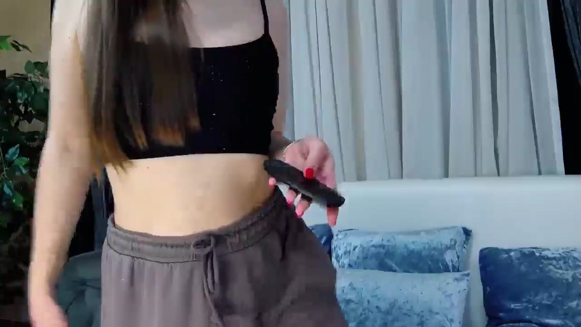 Gallery image thumbnail from Floured's myfreecams stream on, 03/27/2026, 08:27 image 3 of 20