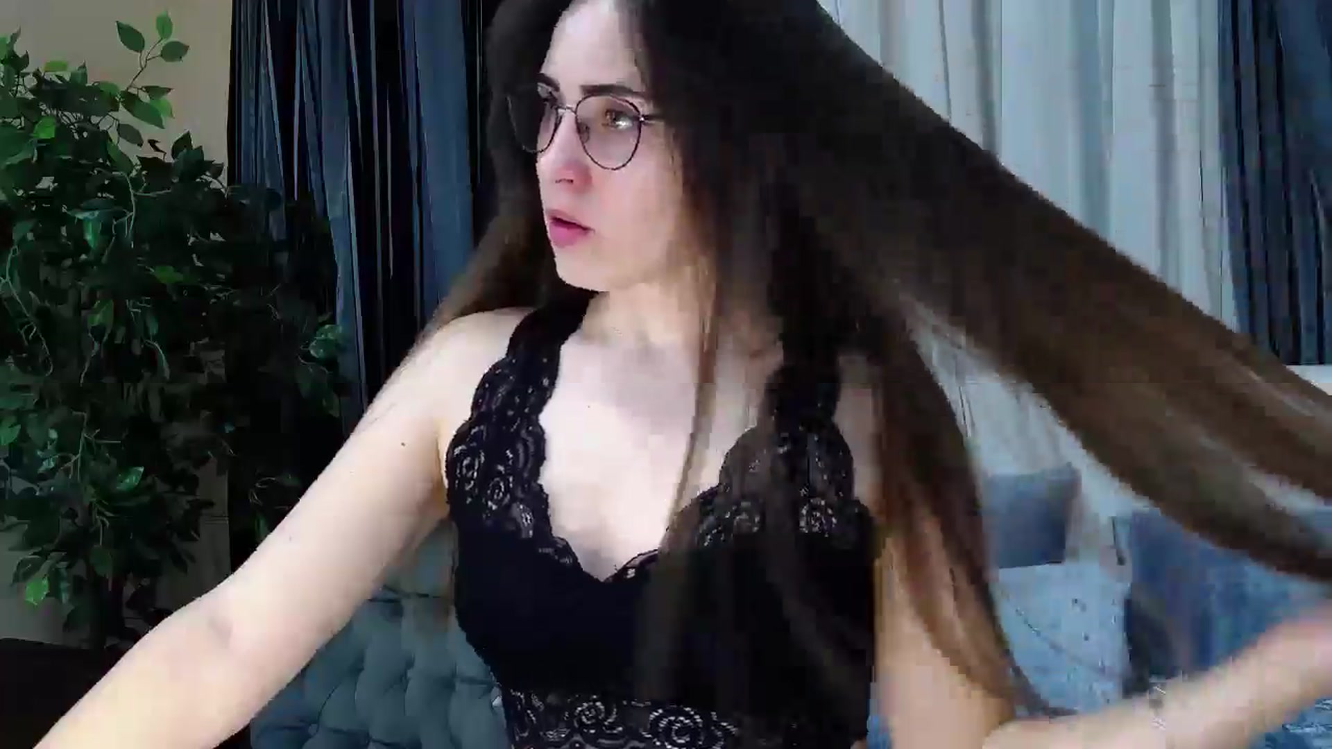 Gallery image thumbnail from Floured's myfreecams stream on, 03/28/2026, 09:12 image 3 of 20