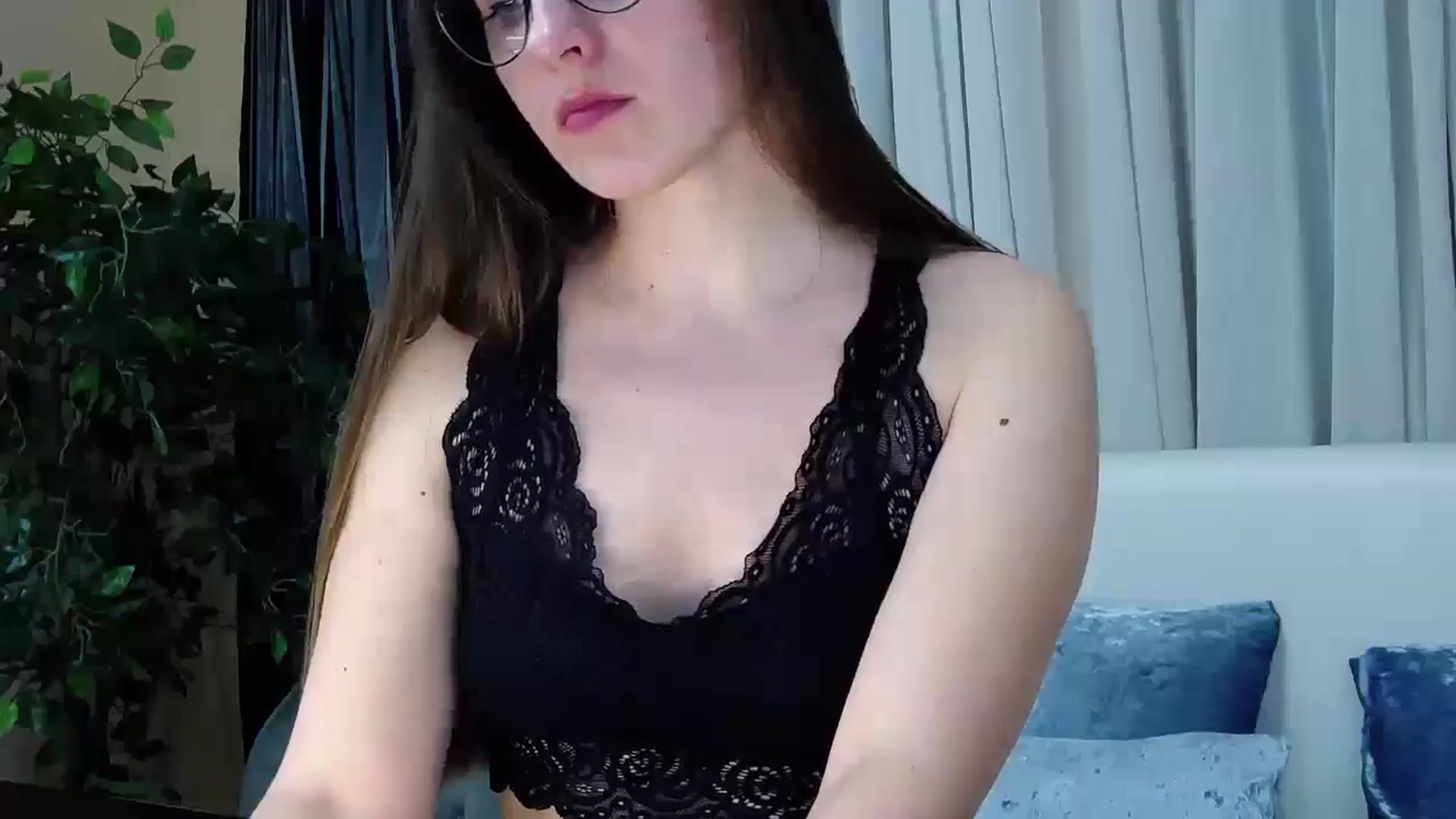 Gallery image thumbnail from Floured's myfreecams stream on, 03/28/2026, 12:47 image 13 of 20