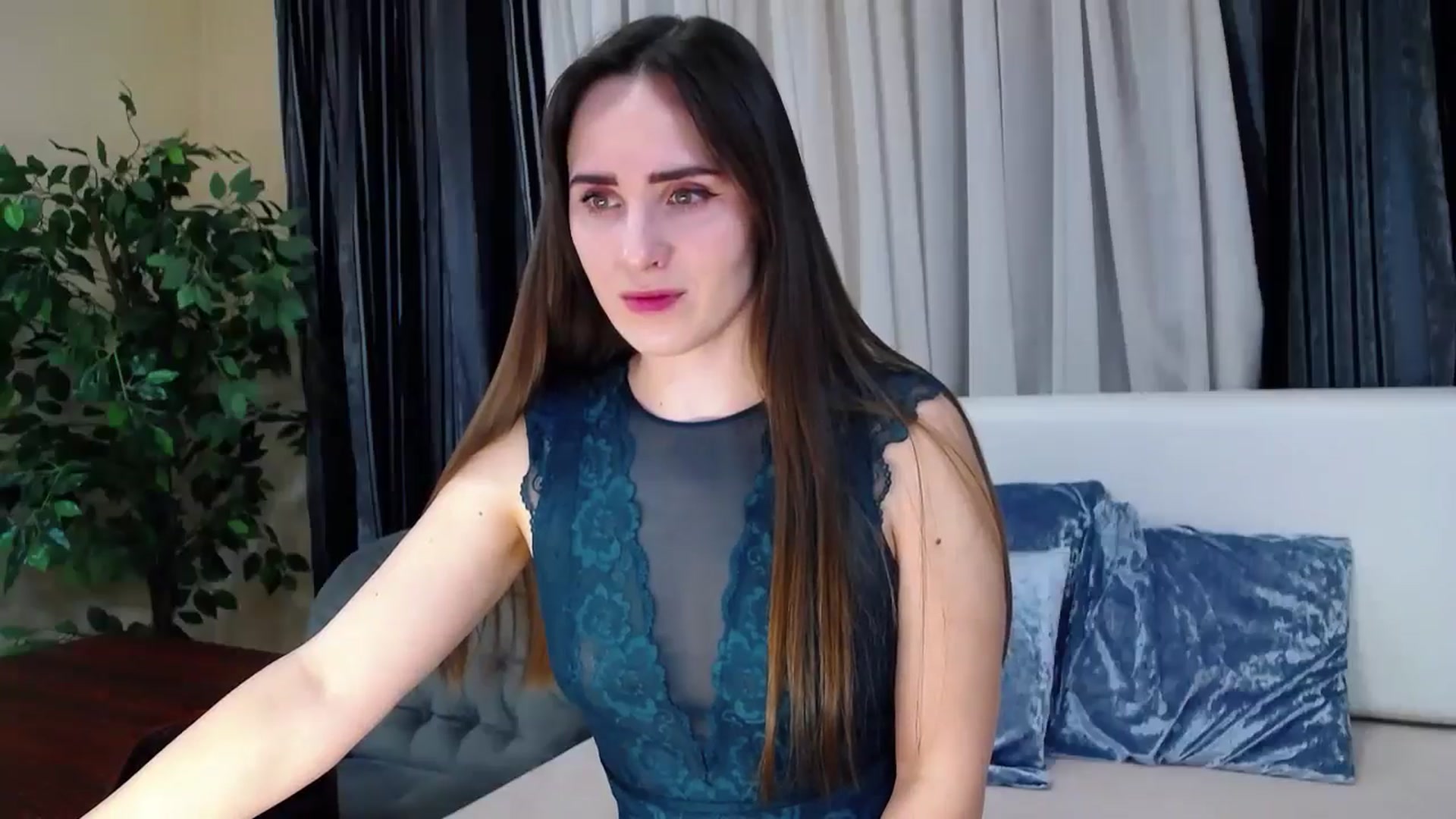 Gallery image thumbnail from Floured's myfreecams stream on, 05/03/2026, 07:42 image 13 of 20