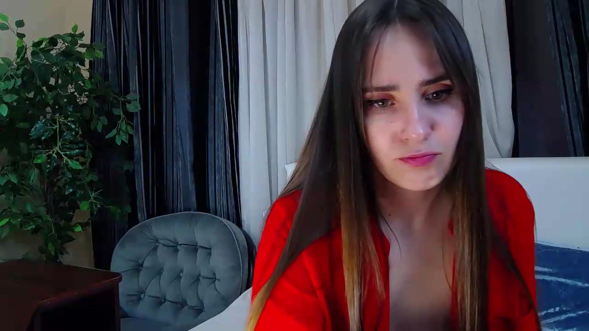 Gallery image thumbnail from Floured's myfreecams stream on, 06/20/2026, 08:04 image 18 of 20