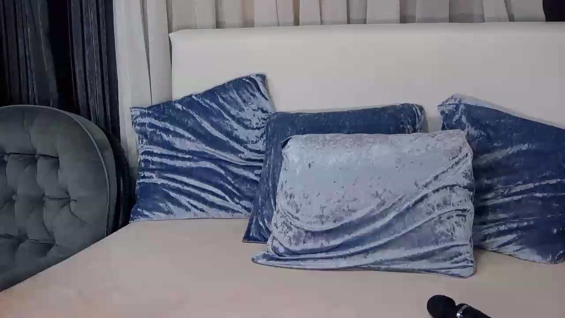 Gallery image thumbnail from Floured's myfreecams stream on, 06/26/2026, 11:39 image 6 of 20