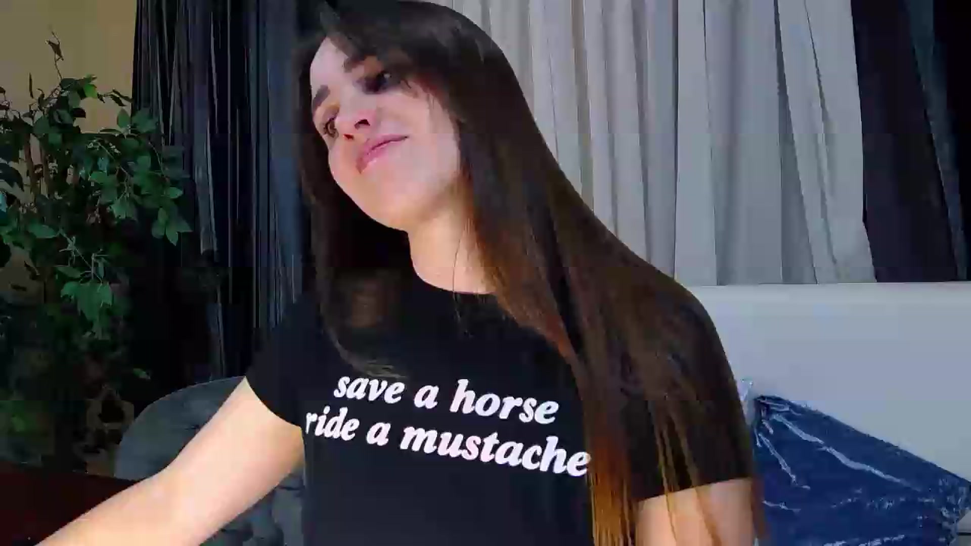 Gallery image thumbnail from Floured's myfreecams stream on, 06/29/2026, 08:49 image 5 of 20