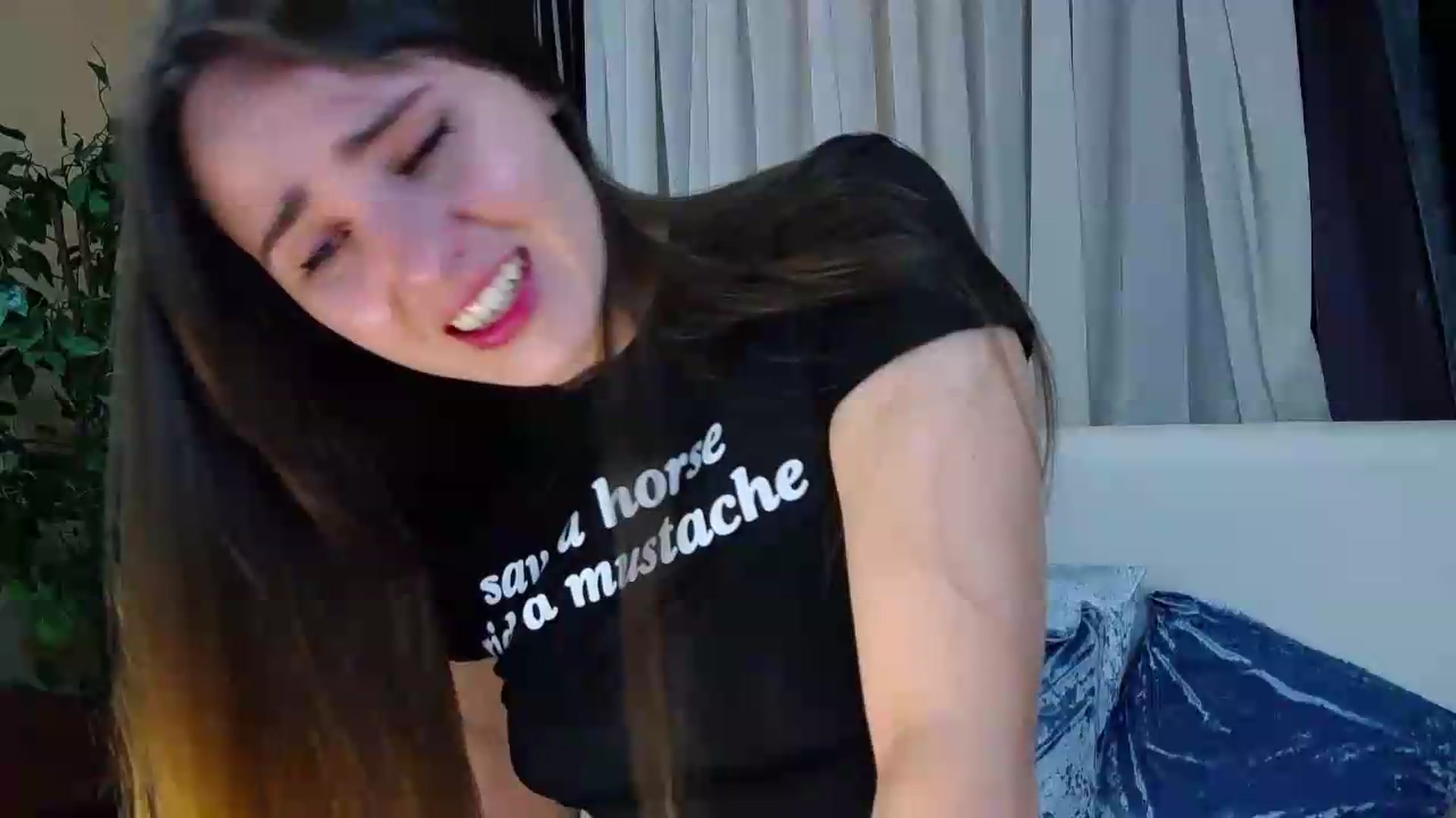Gallery image thumbnail from Floured's myfreecams stream on, 06/29/2026, 08:49 image 3 of 20
