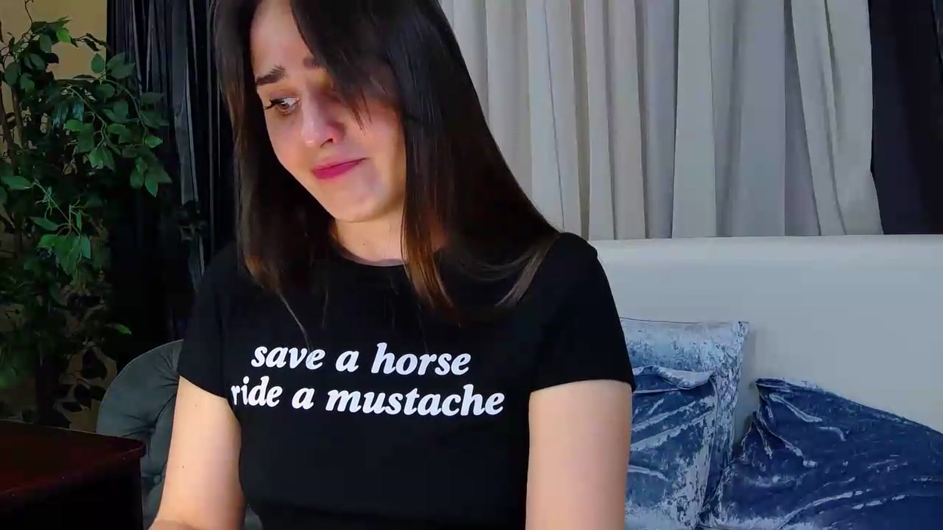 Gallery image thumbnail from Floured's myfreecams stream on, 06/29/2026, 08:49 image 19 of 20