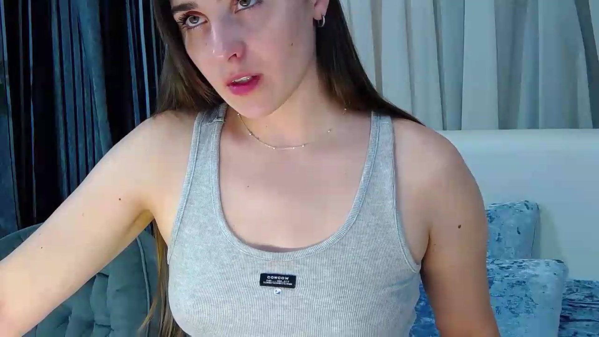 Gallery image thumbnail from Floured's myfreecams stream on, 08/04/2026, 11:20 image 15 of 20