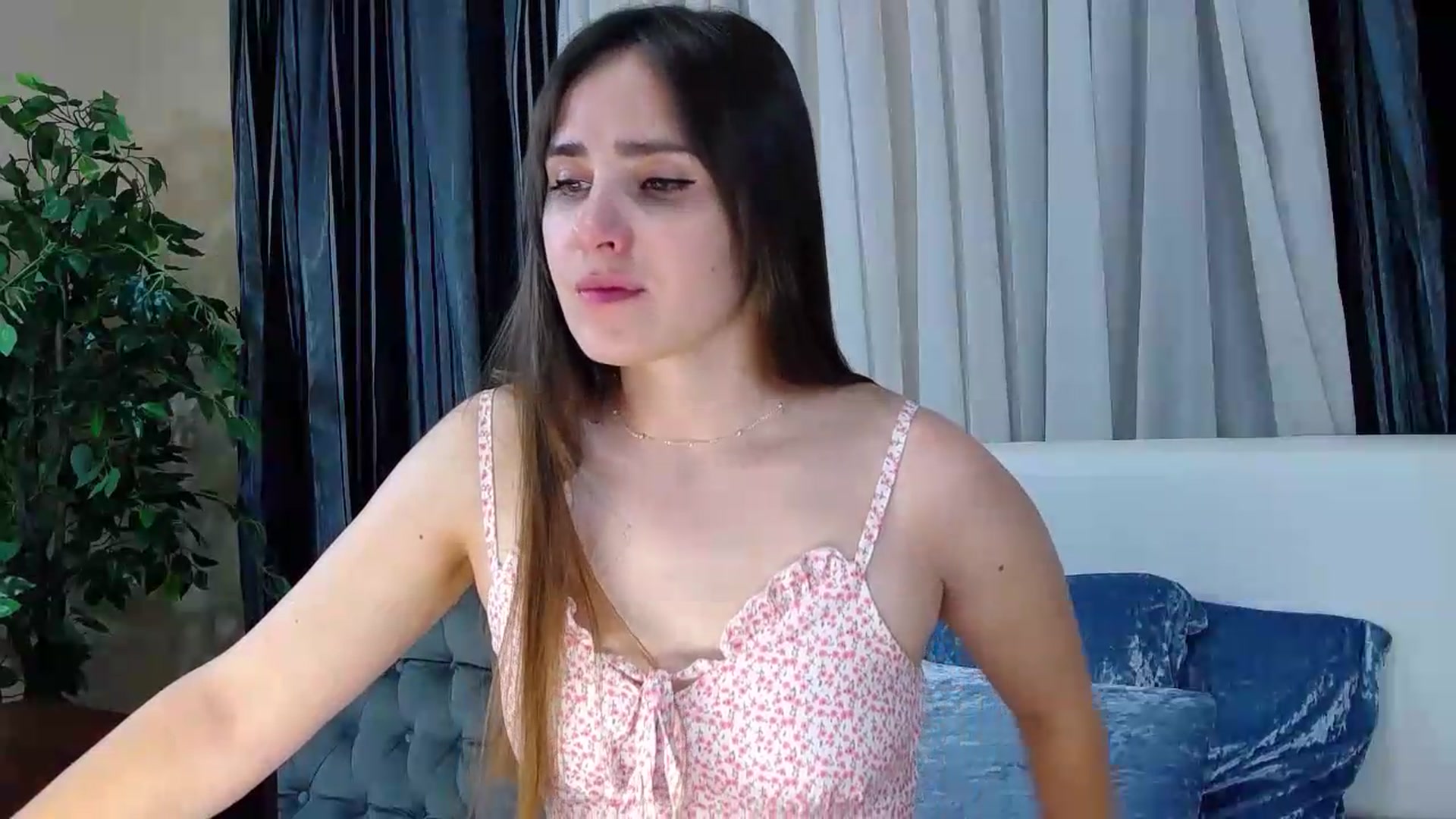 Gallery image thumbnail from Floured's myfreecams stream on, 08/10/2026, 07:54 image 19 of 20