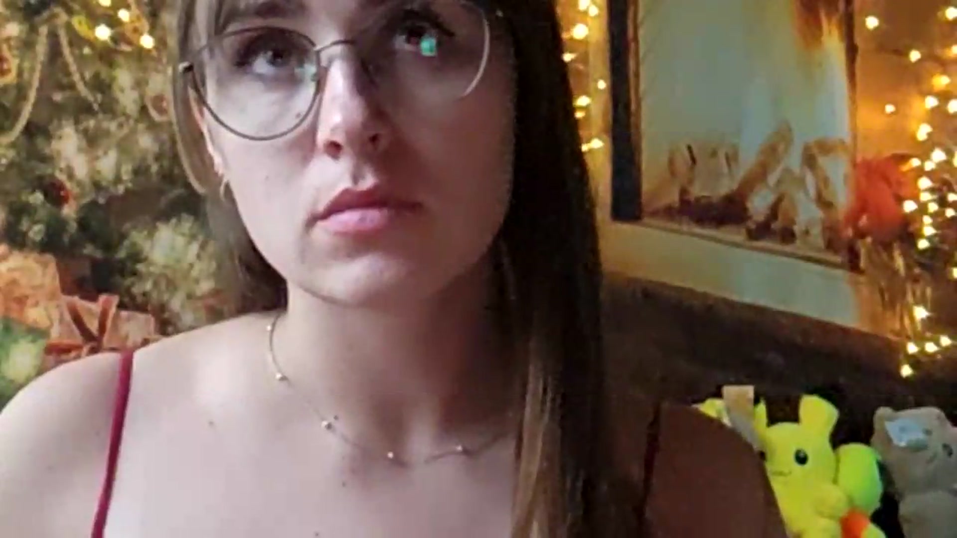 Gallery image thumbnail from Floured's myfreecams stream on, 08/20/2026, 16:38 image 10 of 20
