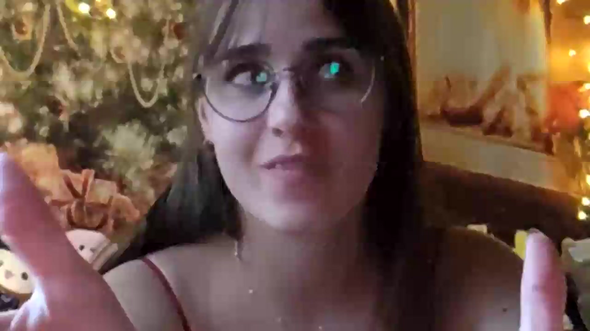 Gallery image thumbnail from Floured's myfreecams stream on, 08/20/2026, 16:38 image 20 of 20