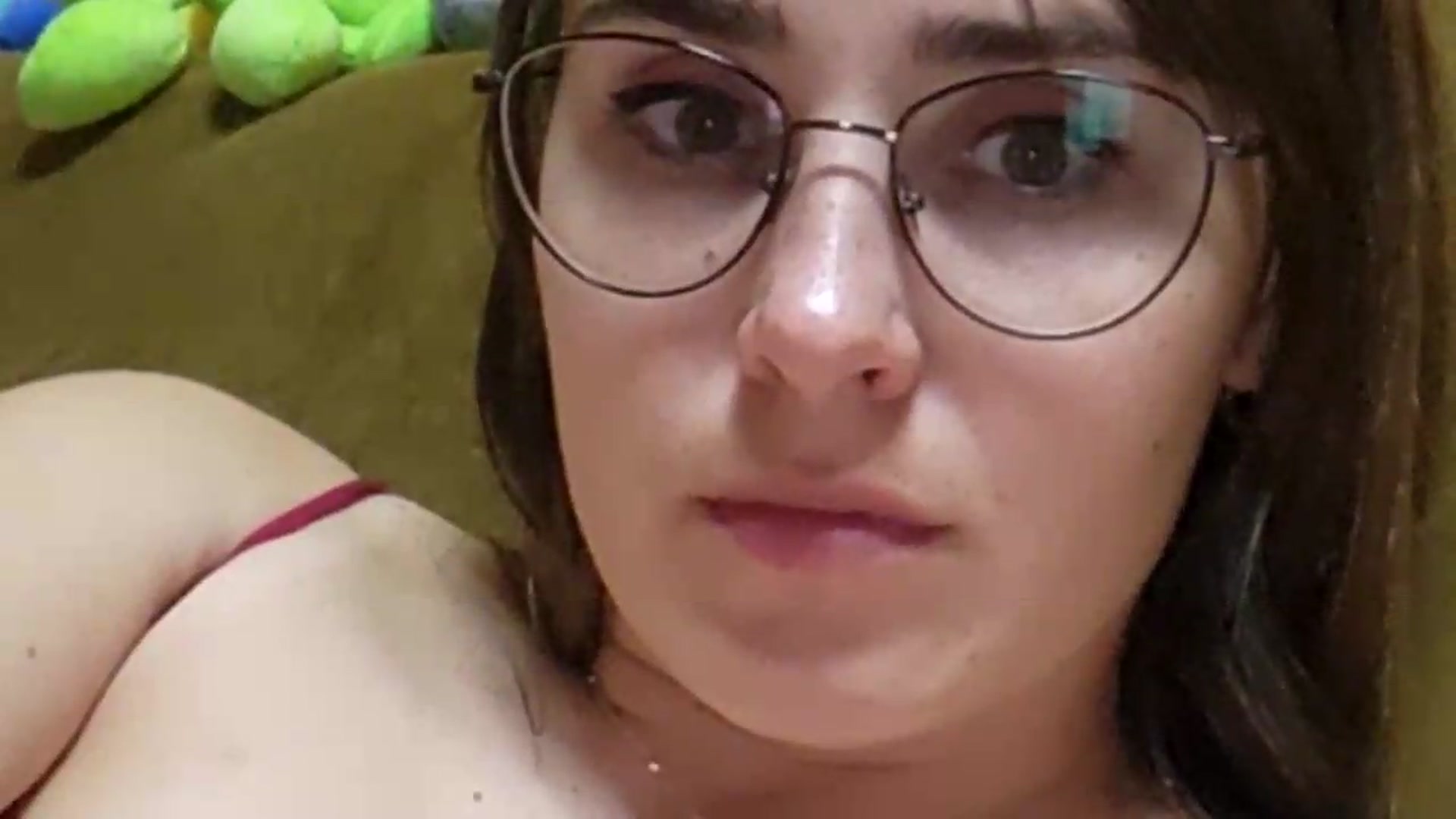 Gallery image thumbnail from Floured's myfreecams stream on, 08/20/2026, 18:03 image 8 of 20
