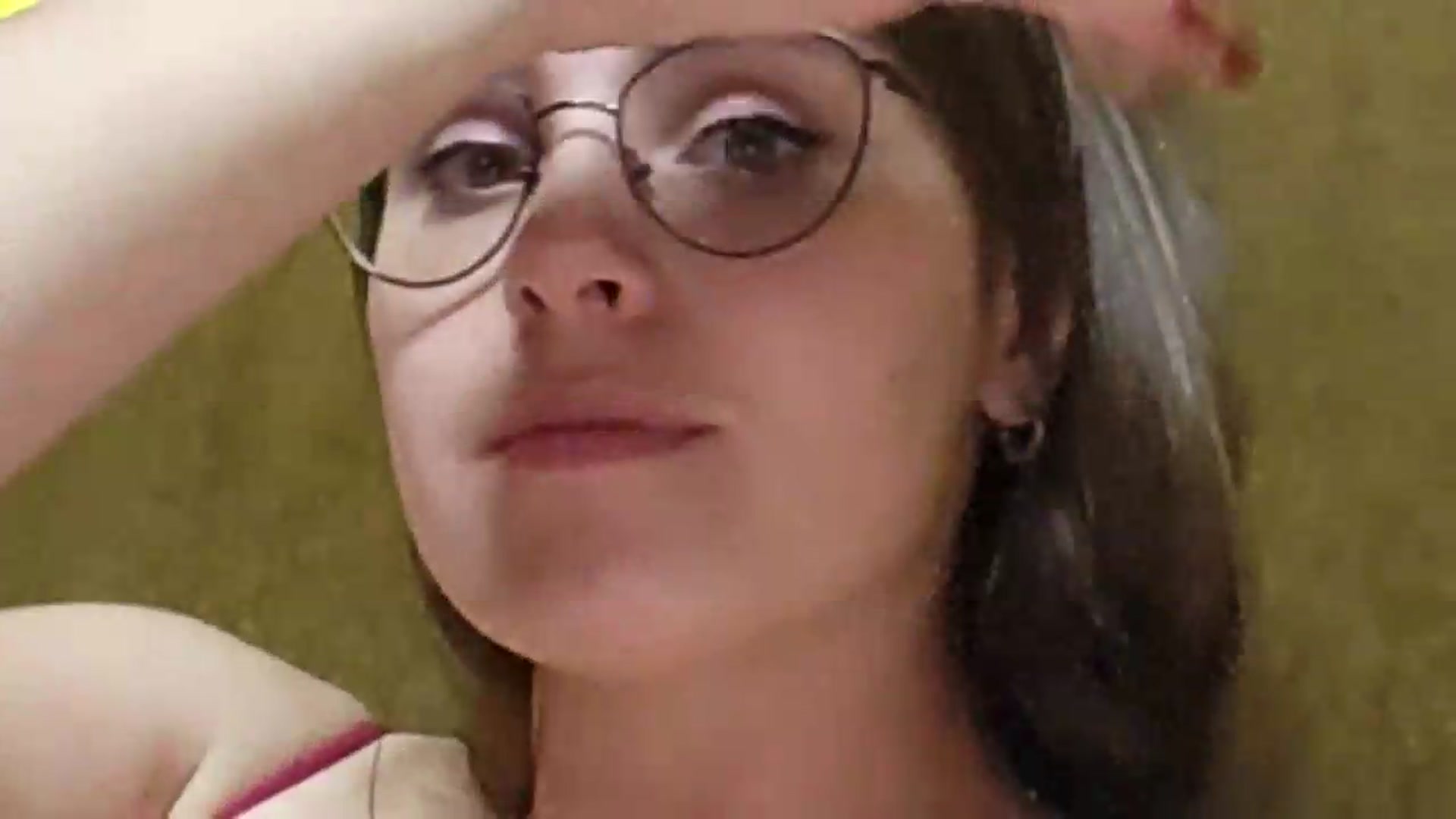 Gallery image thumbnail from Floured's myfreecams stream on, 08/20/2026, 18:03 image 11 of 20