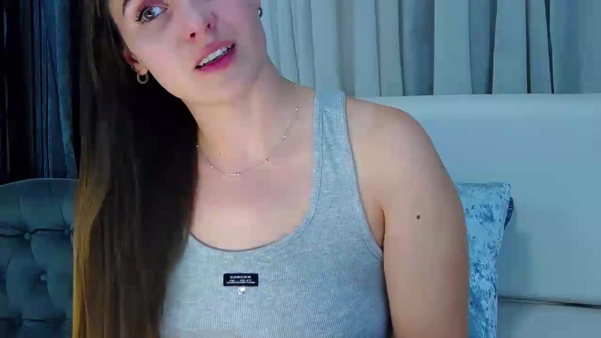 Gallery image thumbnail from Floured's myfreecams stream on, 08/31/2026, 10:51 image 10 of 20