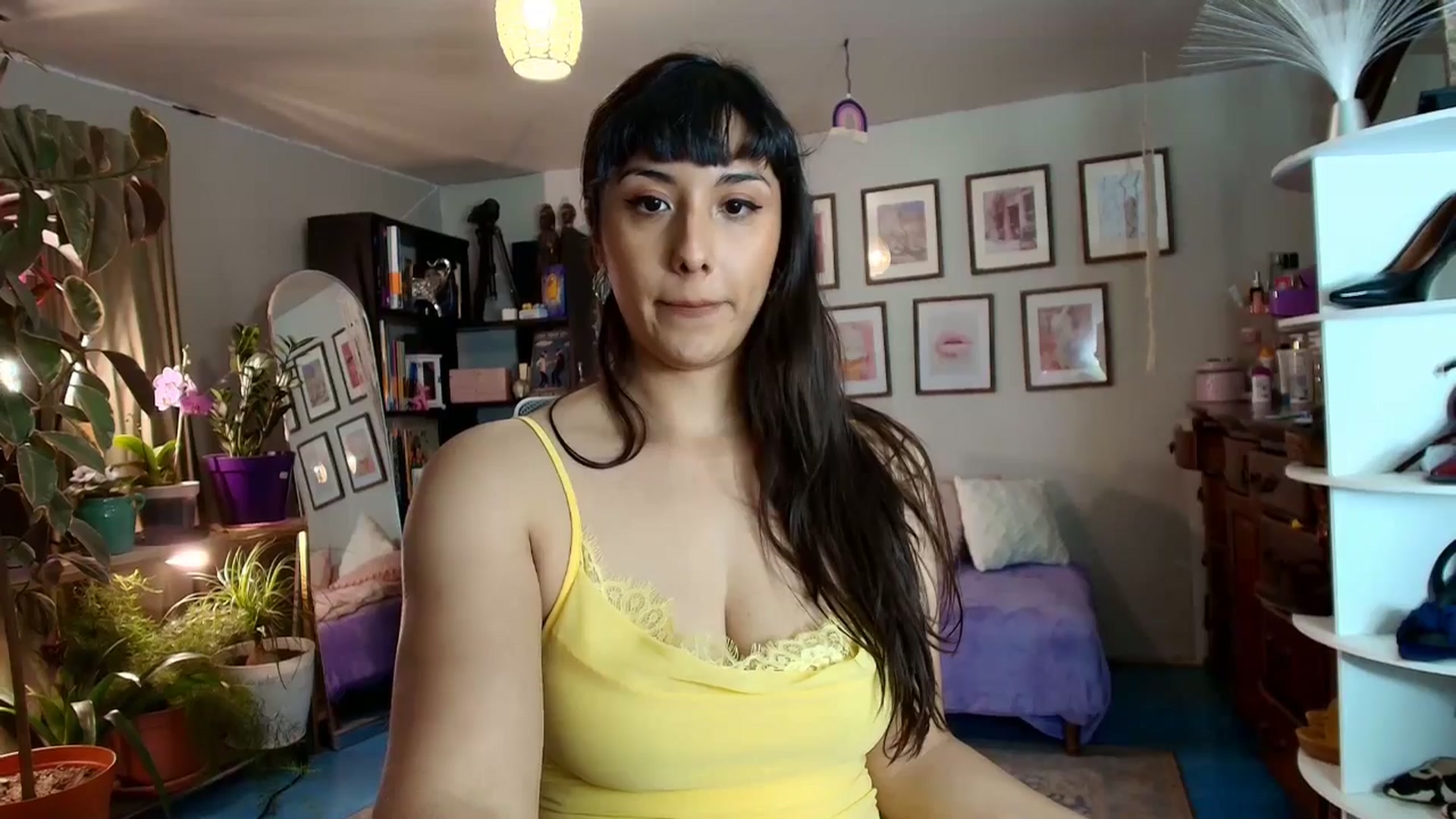 Gallery image thumbnail from FlowerNight's myfreecams stream on, 03/27/2026, 02:09 image 17 of 20