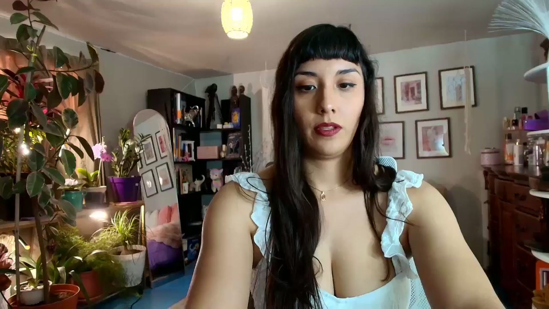 Gallery image thumbnail from FlowerNight's myfreecams stream on, 03/28/2026, 24:35 image 3 of 20