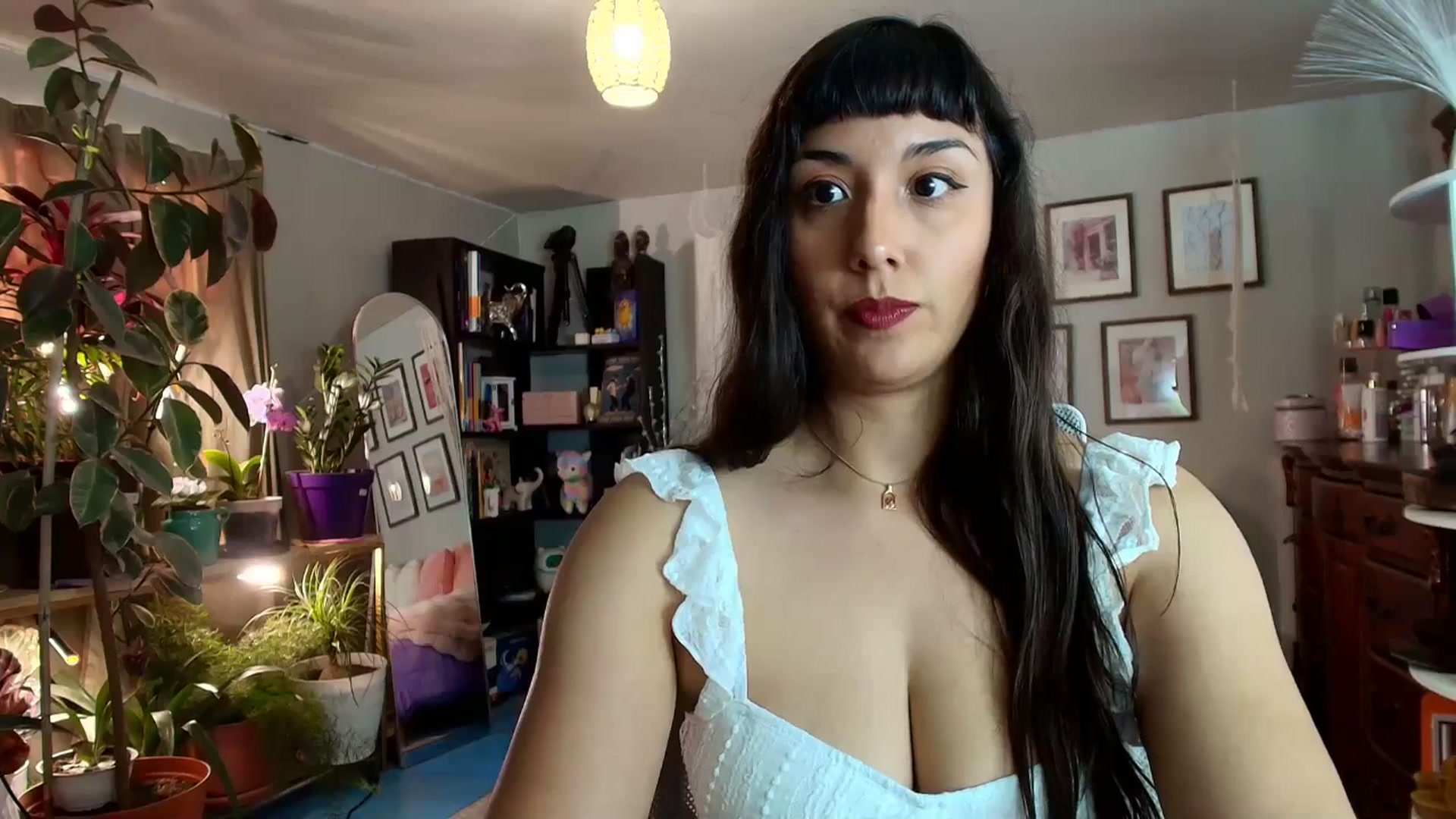 Gallery image thumbnail from FlowerNight's myfreecams stream on, 03/28/2026, 24:35 image 10 of 20