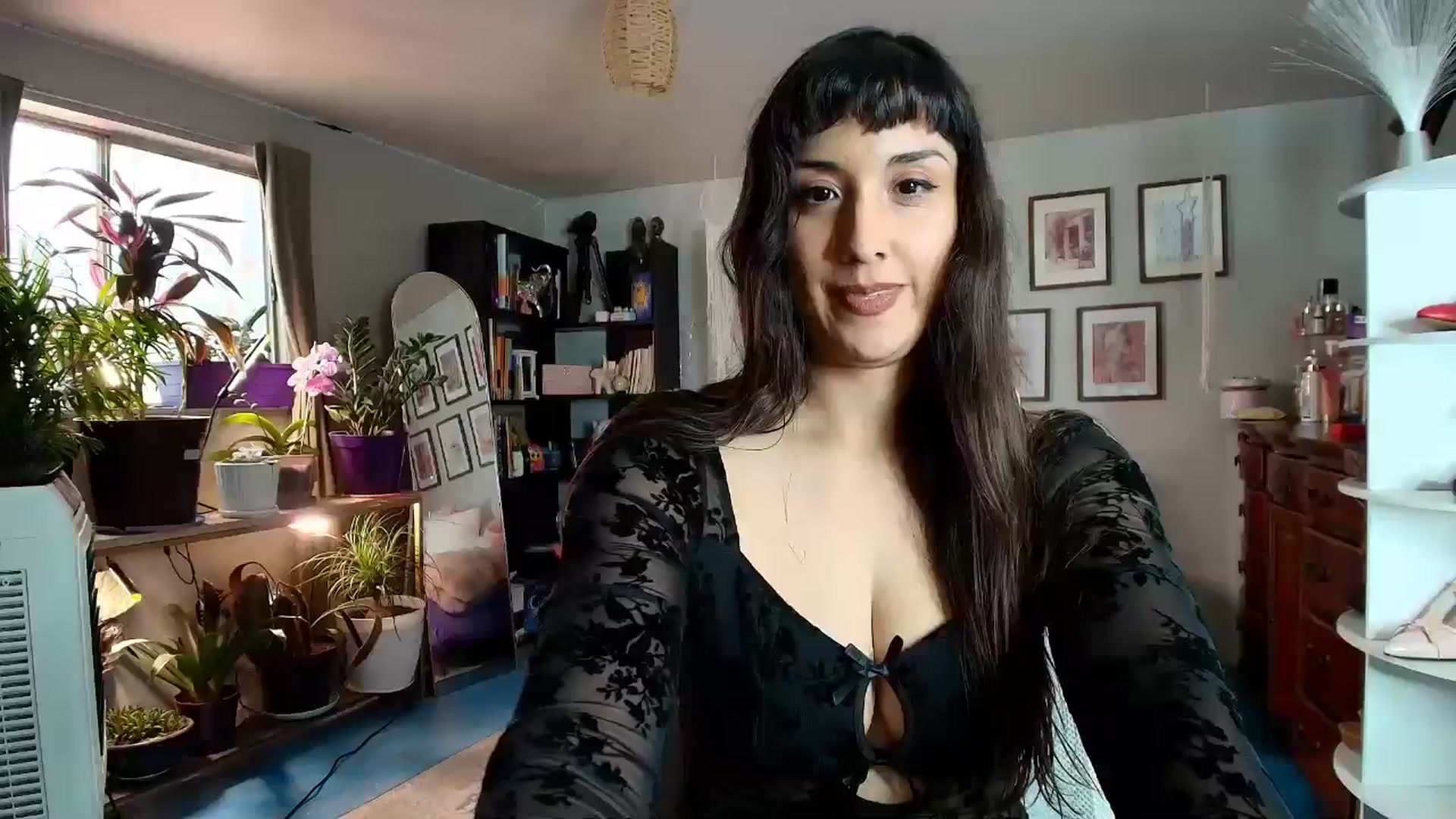 Gallery image thumbnail from FlowerNight's myfreecams stream on, 04/07/2026, 24:01 image 10 of 20