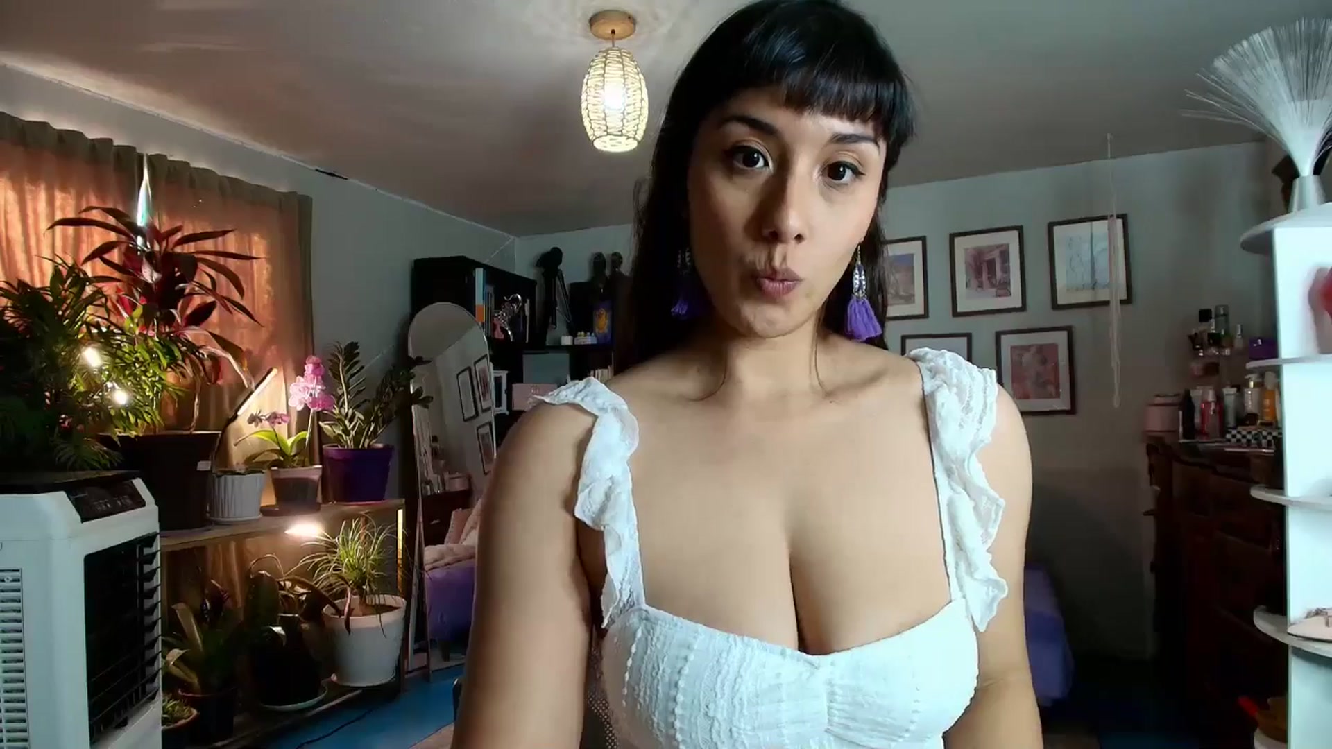 Gallery image thumbnail from FlowerNight's myfreecams stream on, 04/14/2026, 23:41 image 20 of 20