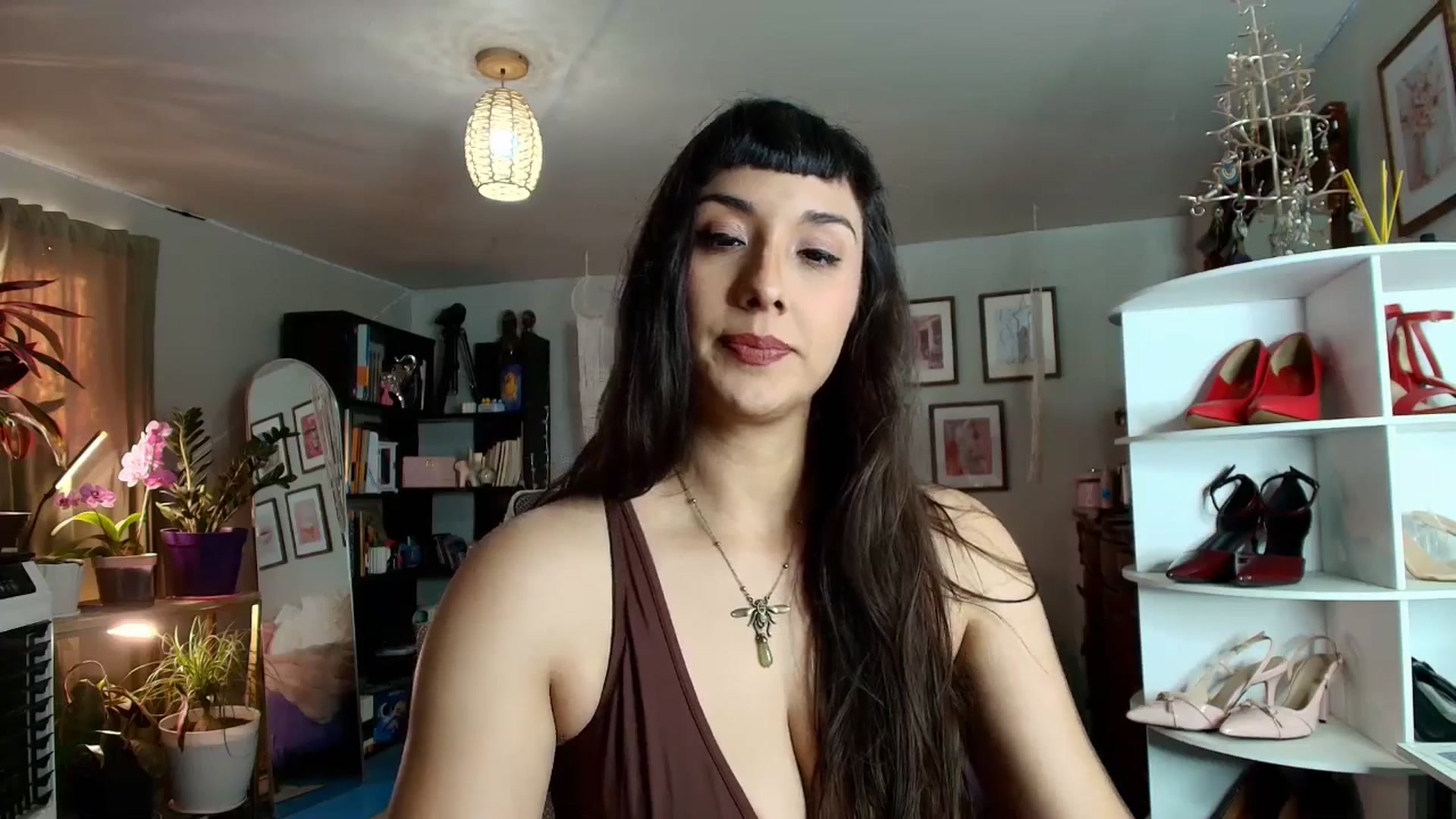 Gallery image thumbnail from FlowerNight's myfreecams stream on, 04/22/2026, 24:03 image 15 of 20