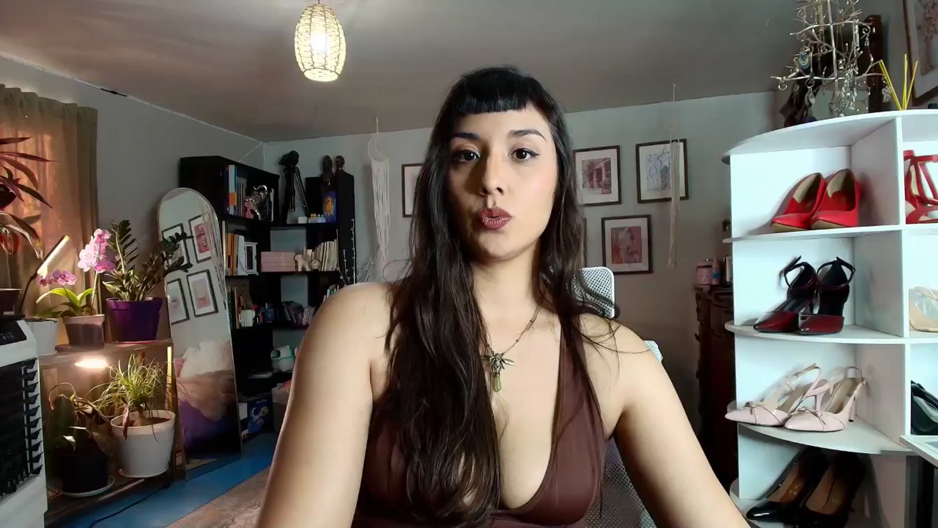 Gallery image thumbnail from FlowerNight's myfreecams stream on, 04/22/2026, 24:03 image 18 of 20