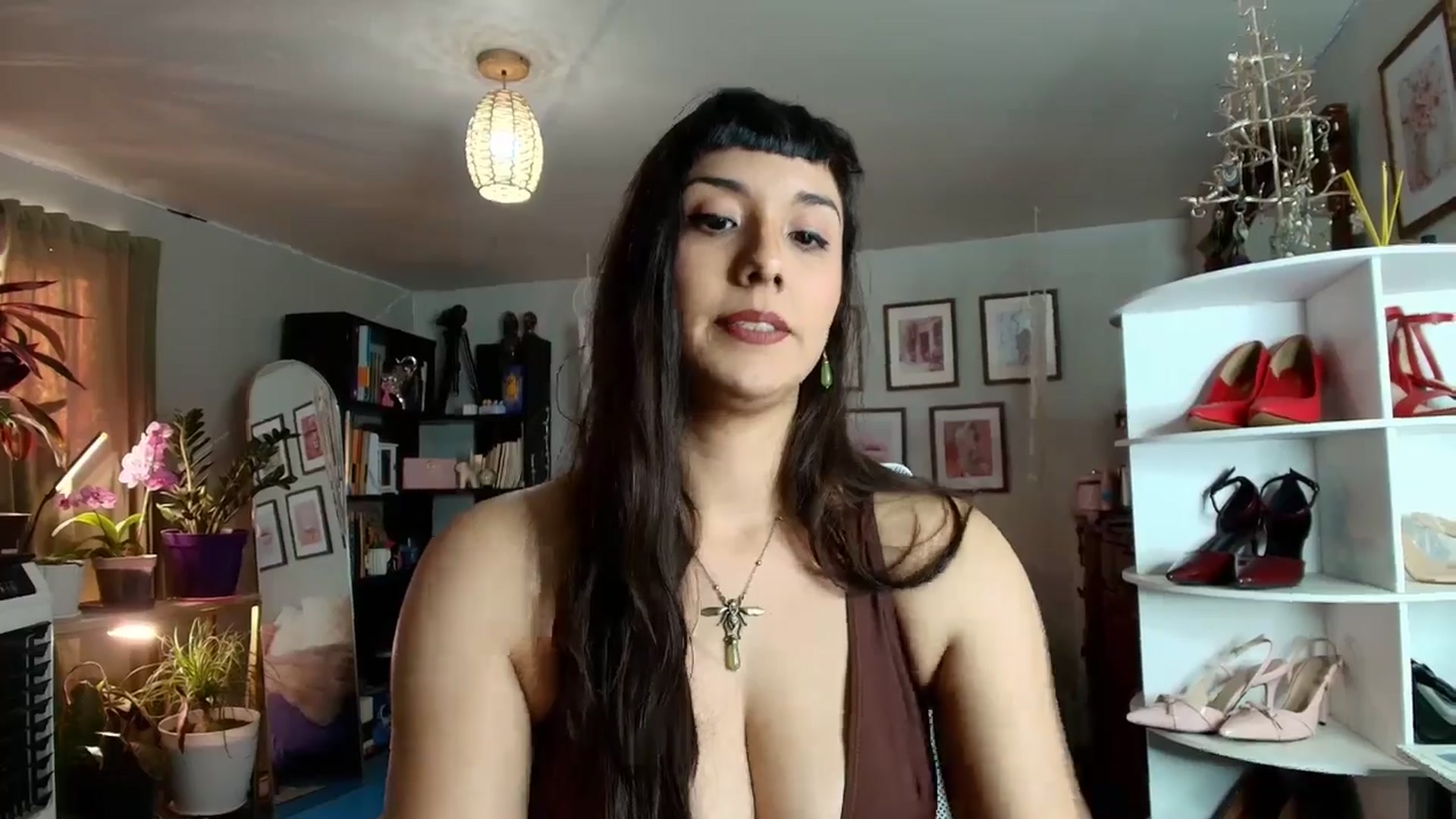 Gallery image thumbnail from FlowerNight's myfreecams stream on, 04/22/2026, 24:03 image 11 of 20