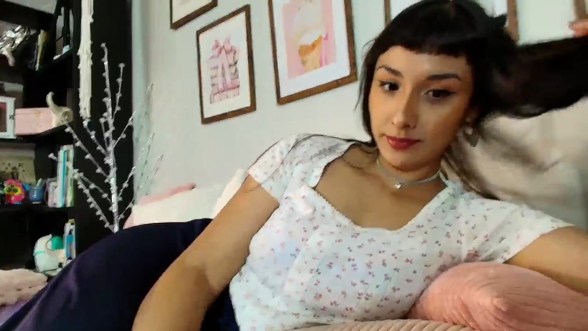 Gallery image thumbnail from FlowerNight's myfreecams stream on, 04/23/2026, 24:56 image 20 of 20