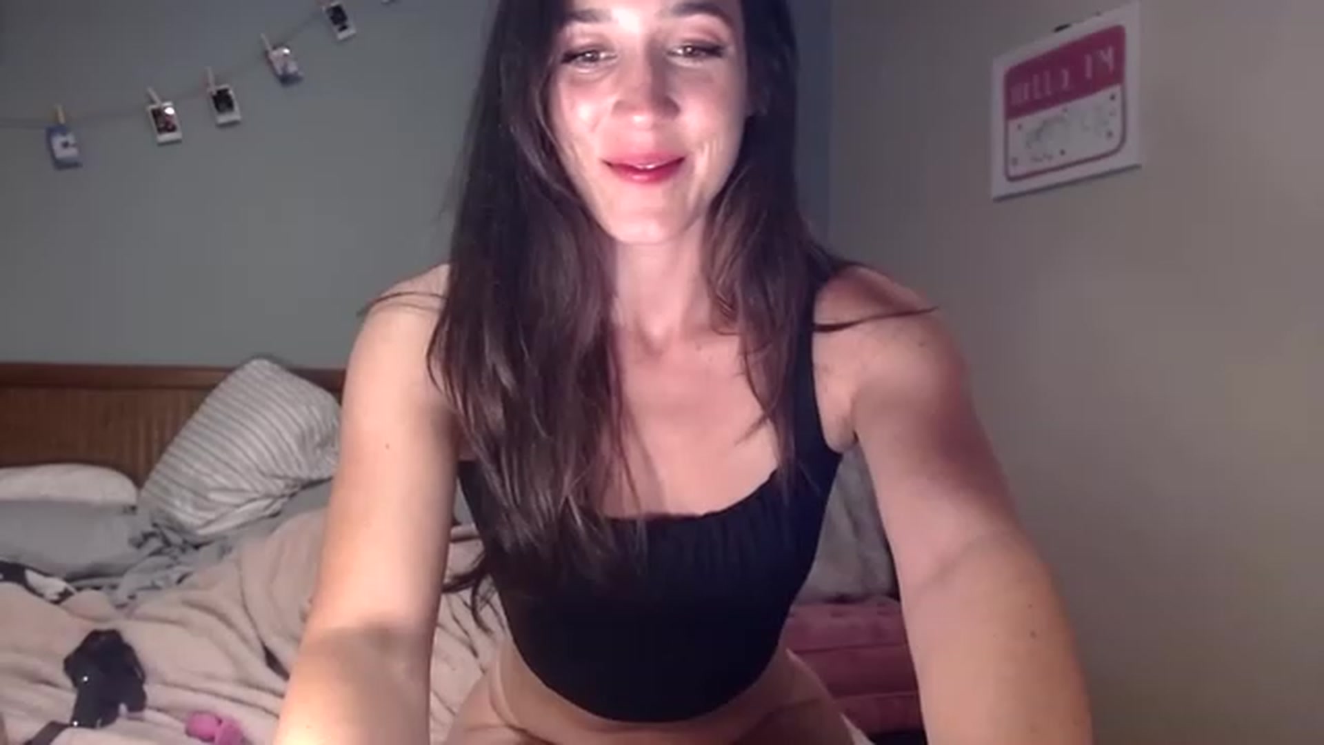 Gallery image thumbnail from Flowerchild89's myfreecams stream on, 03/29/2023, 02:53 image 10 of 20