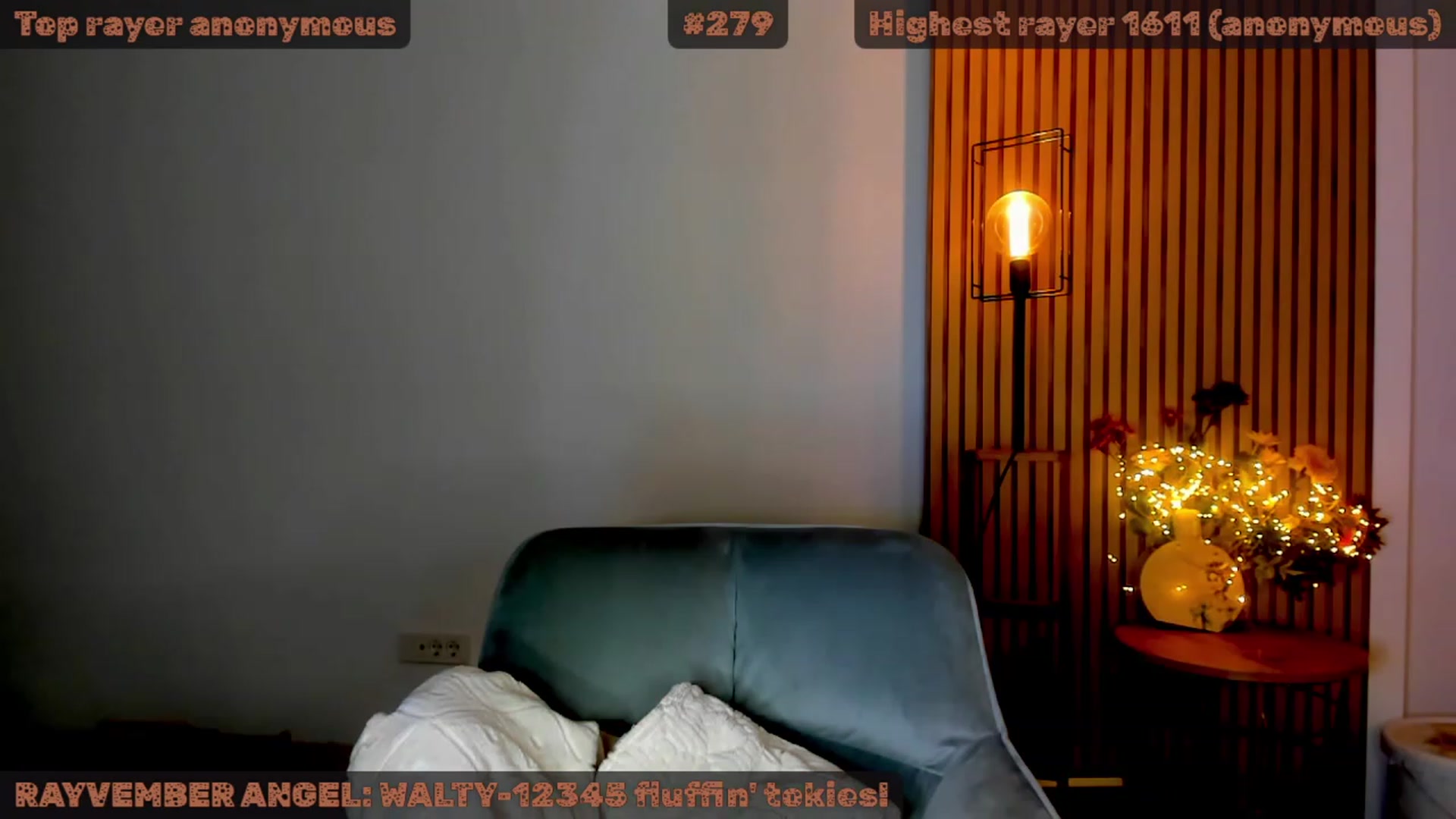 Gallery image thumbnail from FluffinRayRay's myfreecams stream on, 11/19/2022, 02:24 image 10 of 20