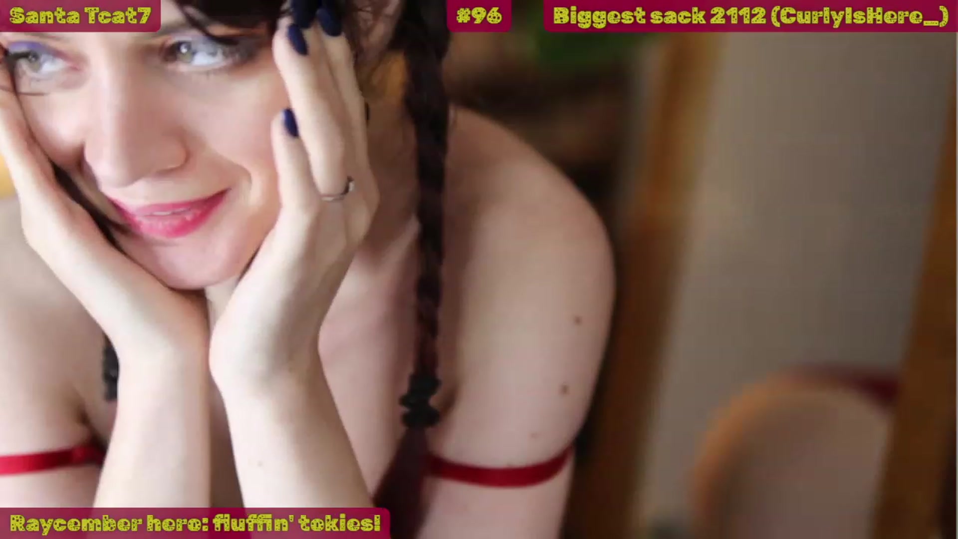 Gallery image thumbnail from FluffinRayRay's myfreecams stream on, 12/02/2022, 04:53 image 12 of 20