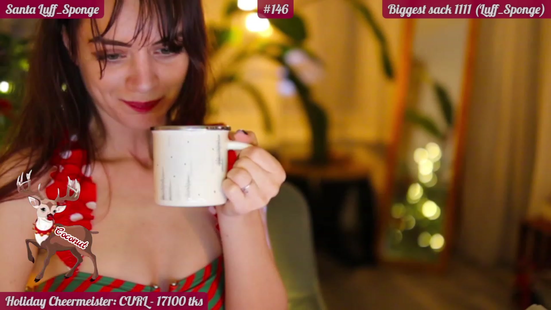 Gallery image thumbnail from FluffinRayRay's myfreecams stream on, 12/18/2022, 04:26 image 14 of 20