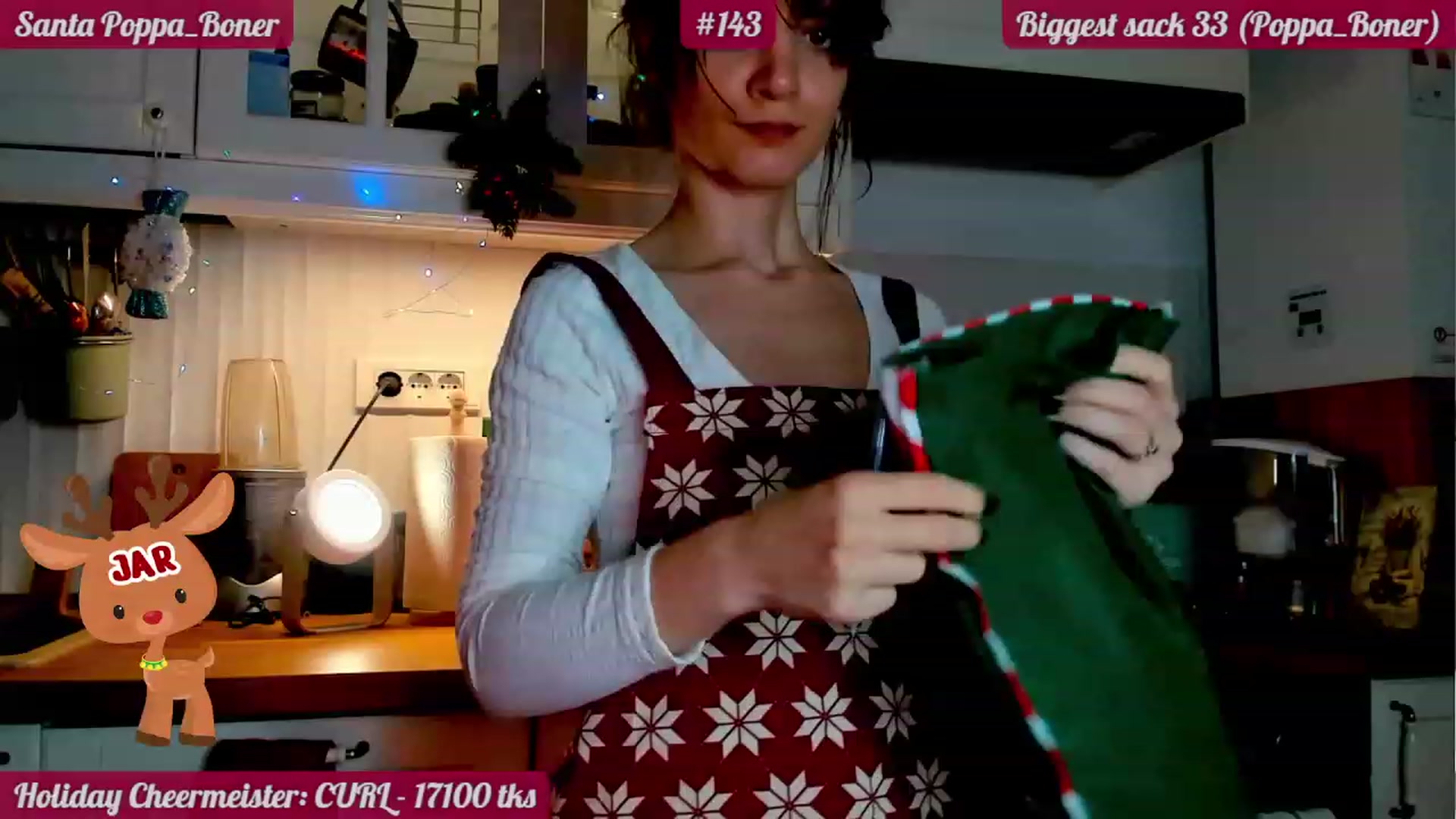 Gallery image thumbnail from FluffinRayRay's myfreecams stream on, 12/25/2022, 04:09 image 1 of 20