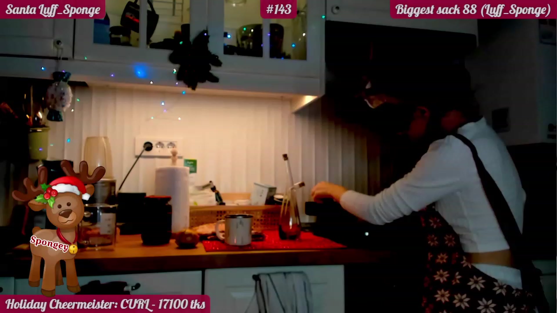 Gallery image thumbnail from FluffinRayRay's myfreecams stream on, 12/25/2022, 04:09 image 3 of 20