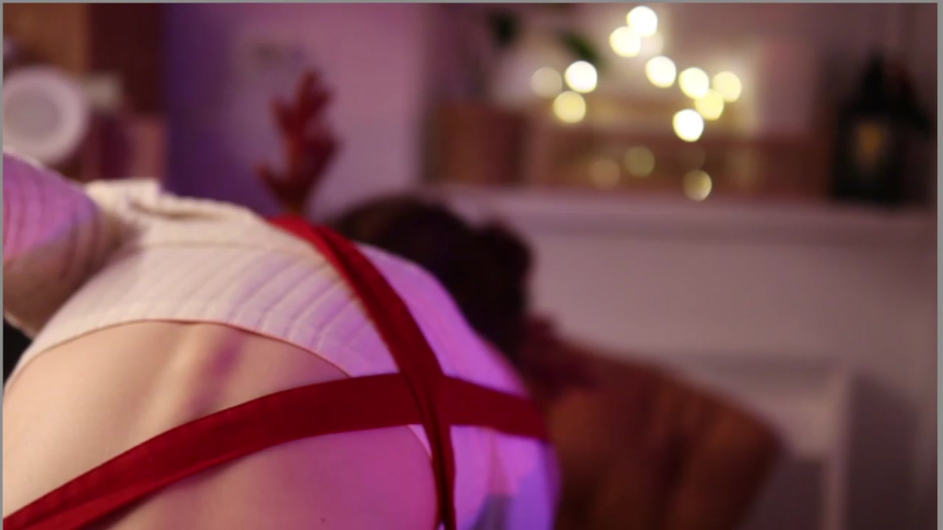 Gallery image thumbnail from FluffinRayRay's myfreecams stream on, 12/25/2022, 05:56 image 2 of 20