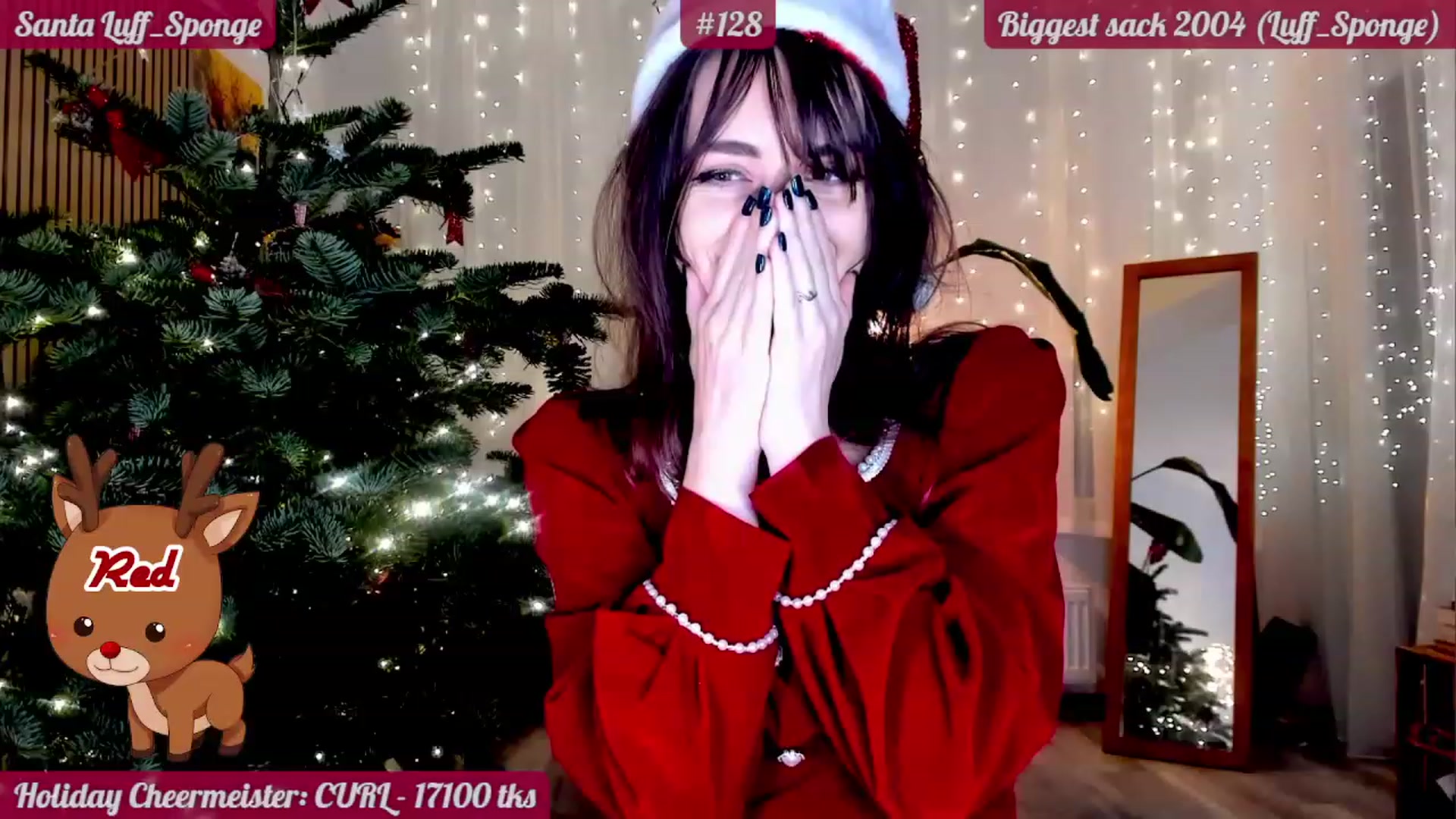 Gallery image thumbnail from FluffinRayRay's myfreecams stream on, 12/26/2022, 02:39 image 11 of 20