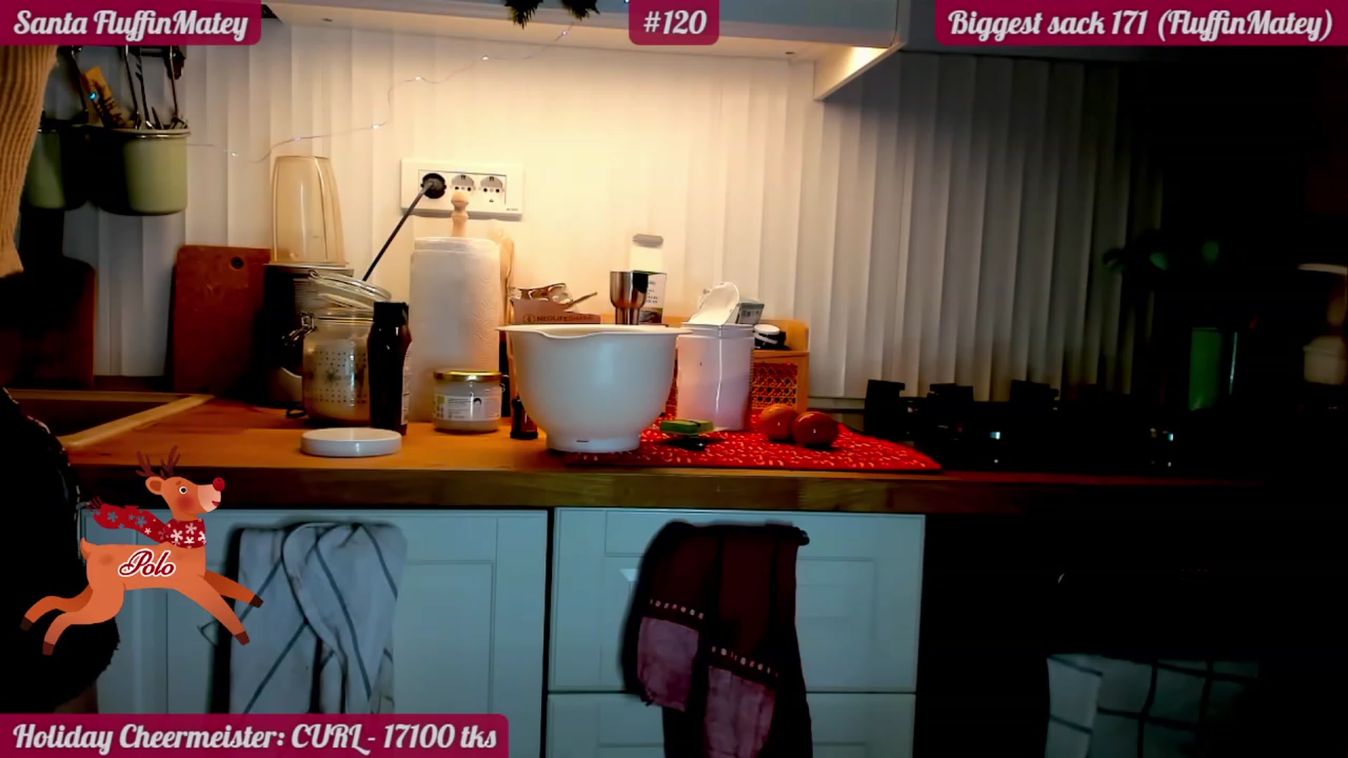 Gallery image thumbnail from FluffinRayRay's myfreecams stream on, 12/27/2022, 03:56 image 2 of 20