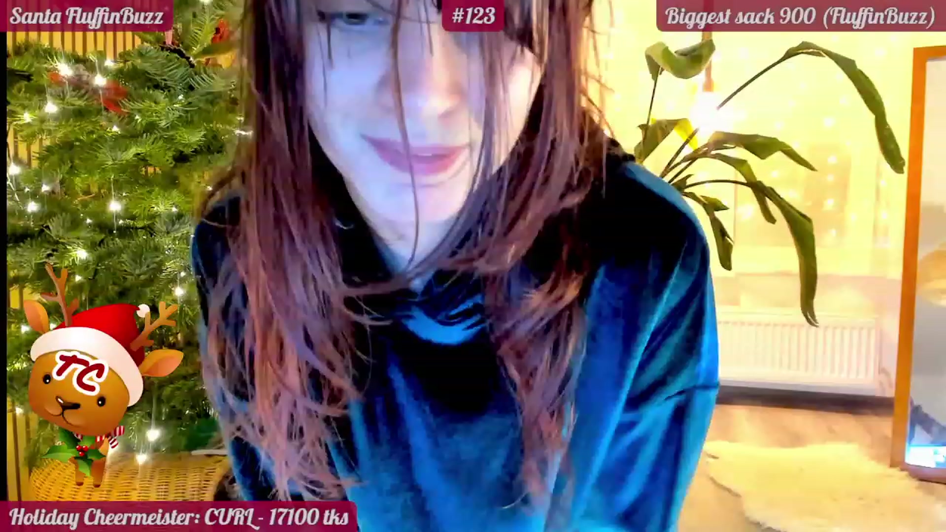 Gallery image thumbnail from FluffinRayRay's myfreecams stream on, 12/31/2022, 02:46 image 17 of 20
