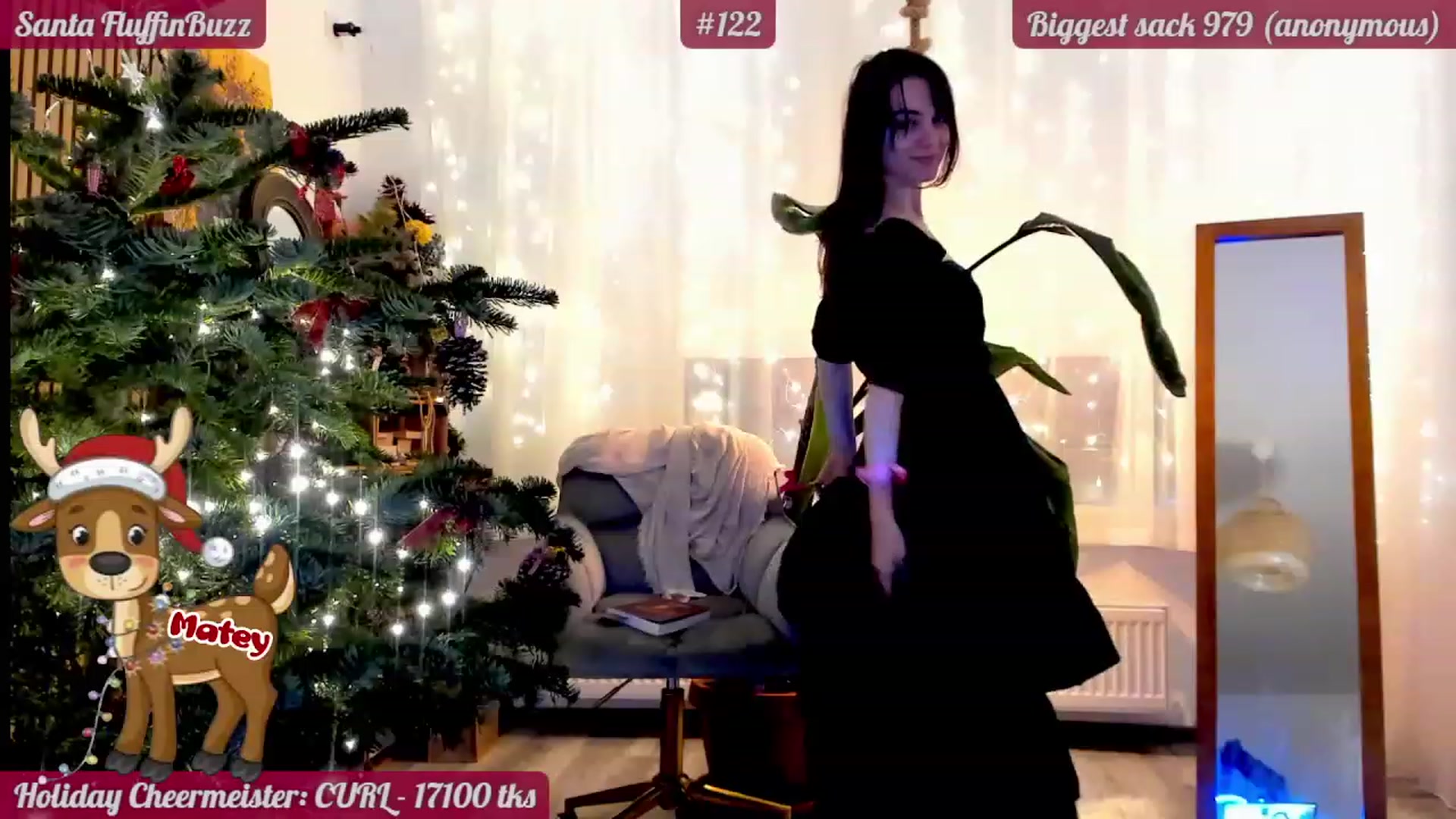 Gallery image thumbnail from FluffinRayRay's myfreecams stream on, 12/31/2022, 03:45 image 12 of 20