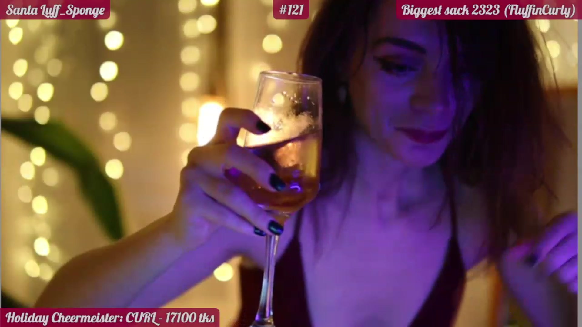 Gallery image thumbnail from FluffinRayRay's myfreecams stream on, 12/31/2022, 23:42 image 12 of 20