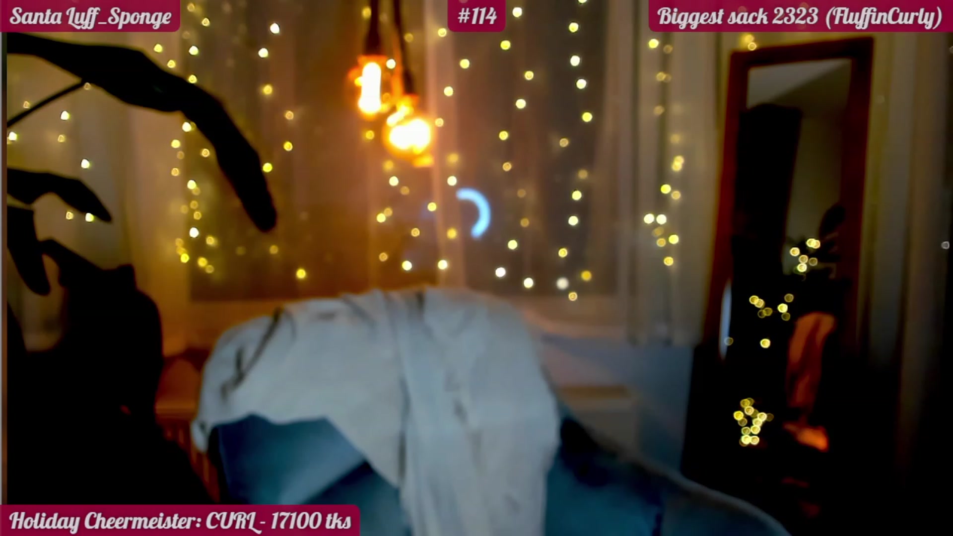 Gallery image thumbnail from FluffinRayRay's myfreecams stream on, 01/01/2023, 03:38 image 15 of 20