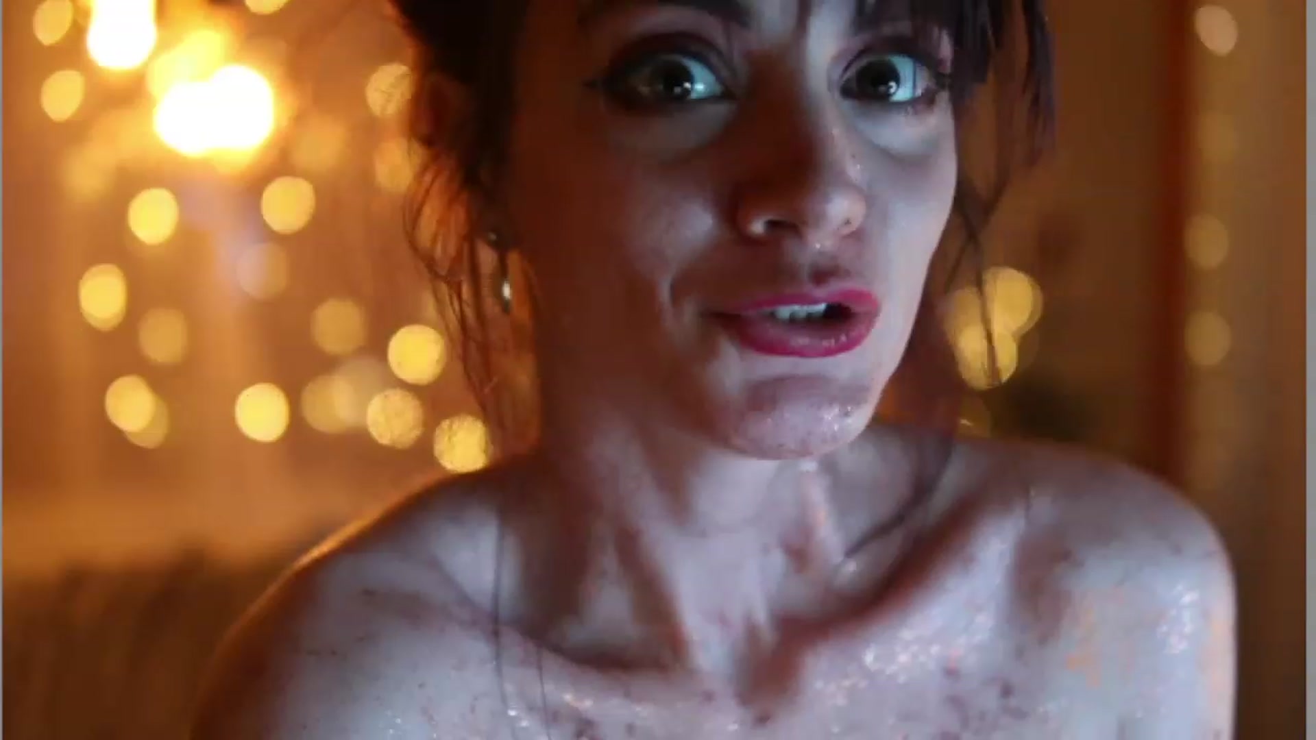 Gallery image thumbnail from FluffinRayRay's myfreecams stream on, 01/01/2023, 05:20 image 4 of 20