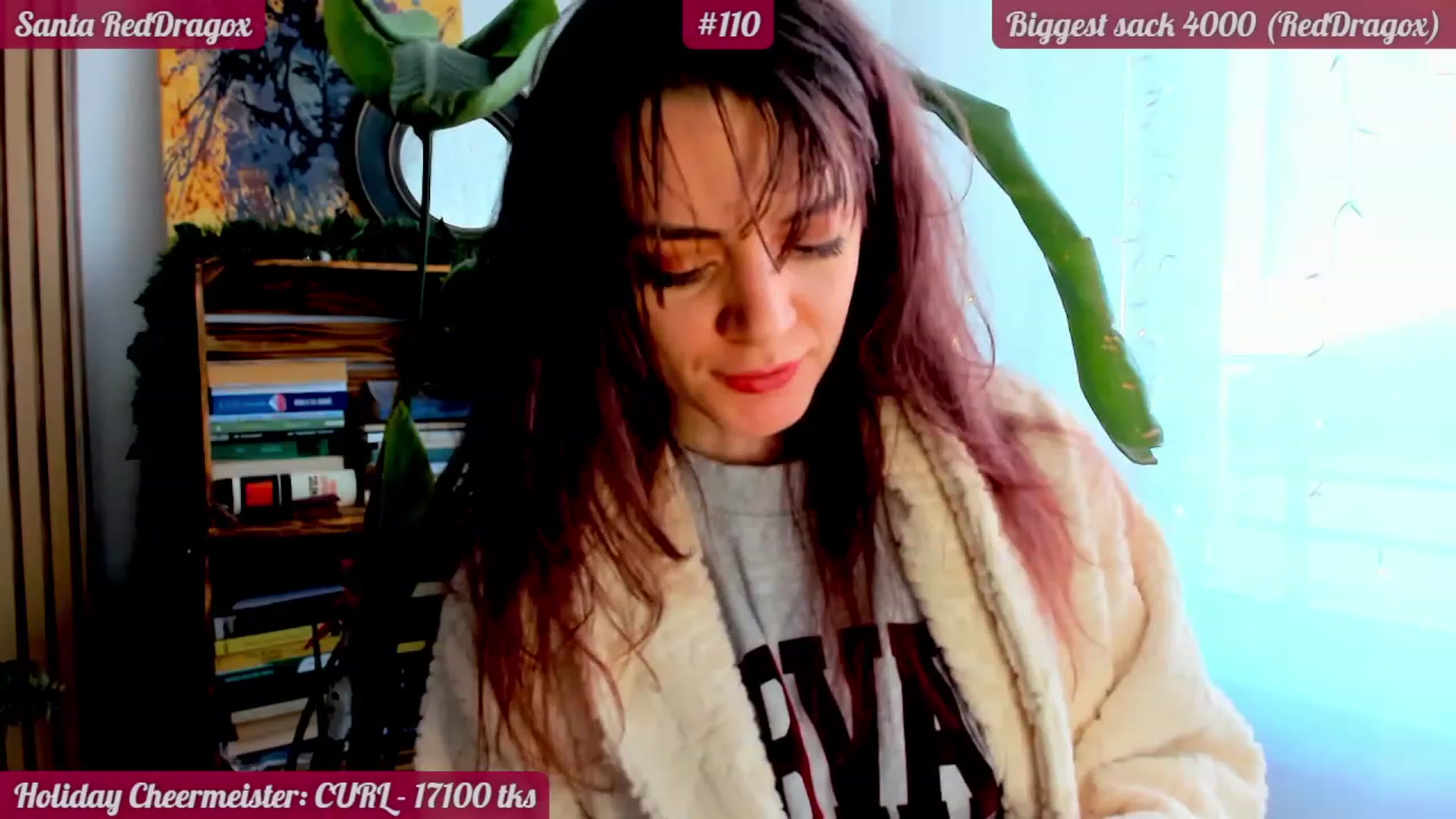 Gallery image thumbnail from FluffinRayRay's myfreecams stream on, 01/01/2023, 08:08 image 8 of 20