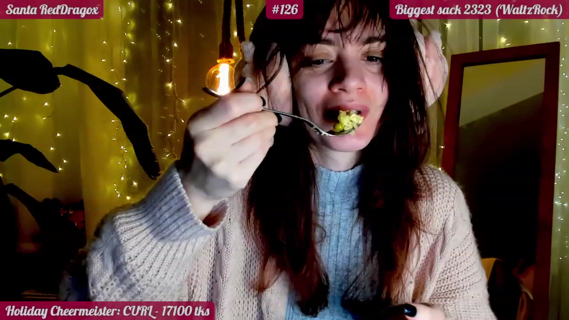 Gallery image thumbnail from FluffinRayRay's myfreecams stream on, 01/02/2023, 03:18 image 5 of 20