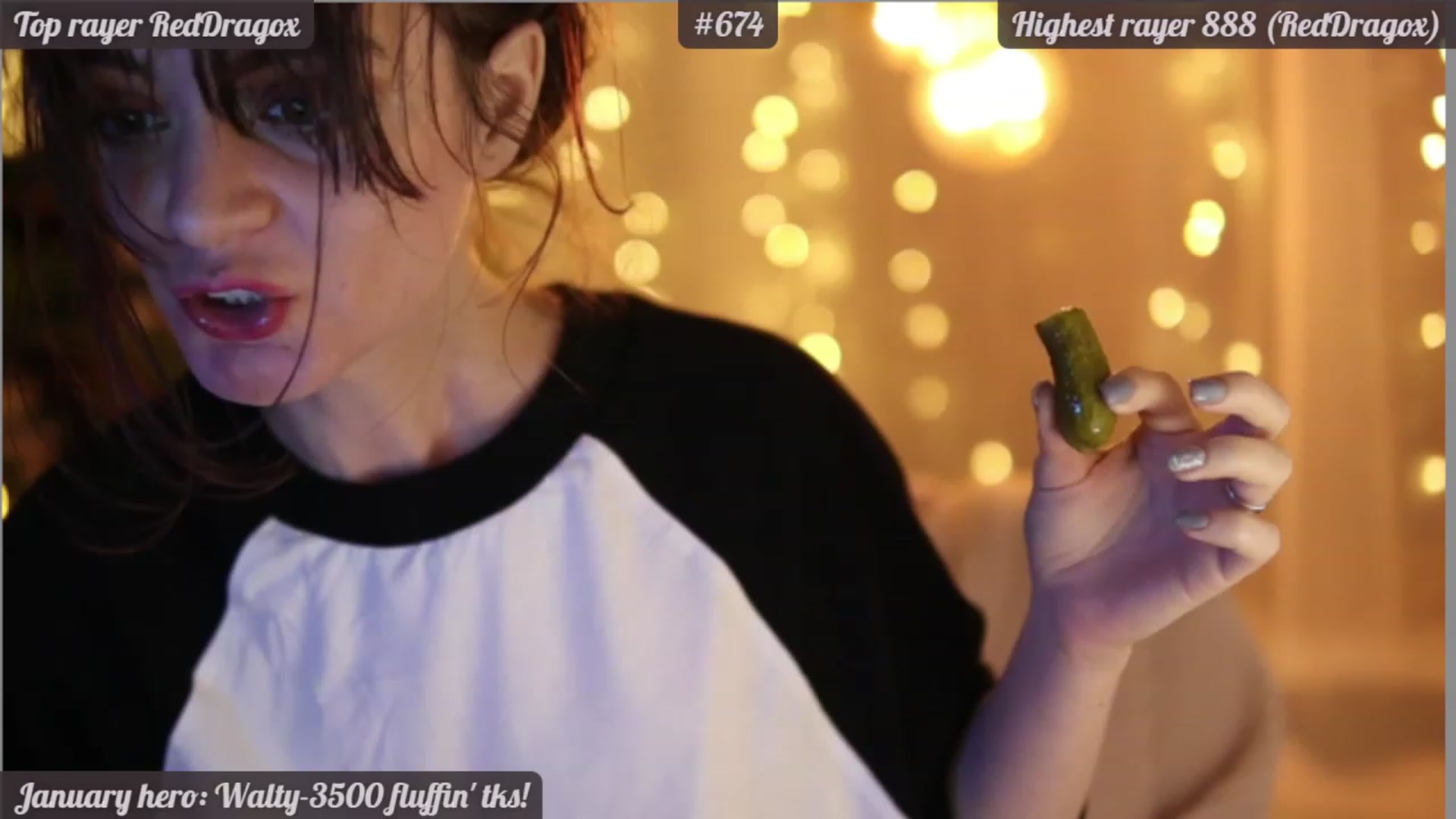 Gallery image thumbnail from FluffinRayRay's myfreecams stream on, 01/29/2023, 02:52 image 15 of 20