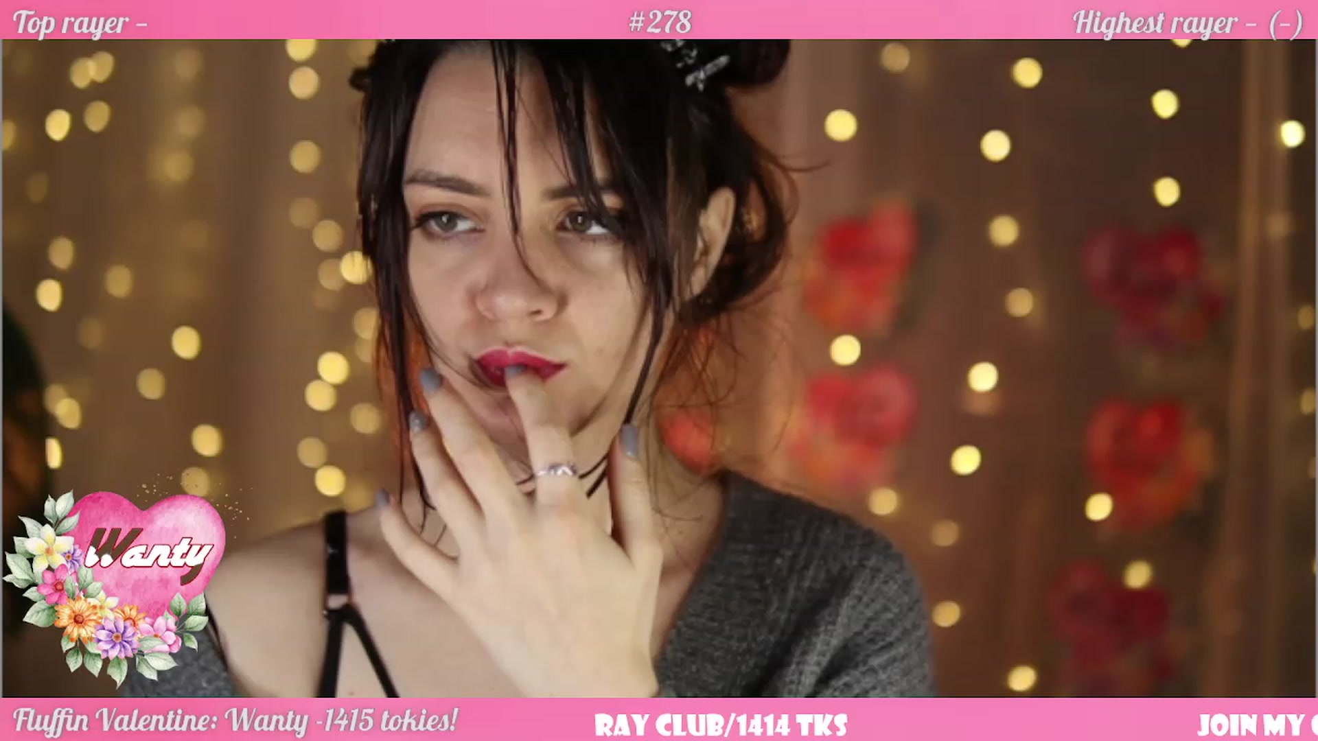 Gallery image thumbnail from FluffinRayRay's myfreecams stream on, 02/05/2023, 02:11 image 1 of 20