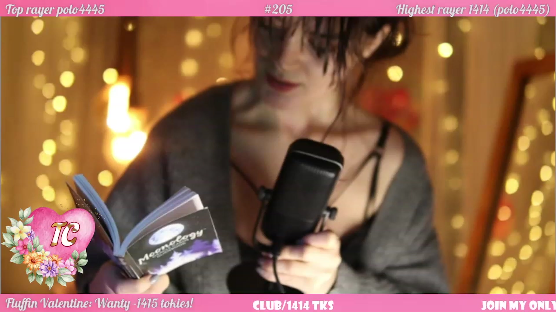 Gallery image thumbnail from FluffinRayRay's myfreecams stream on, 02/05/2023, 03:34 image 11 of 20