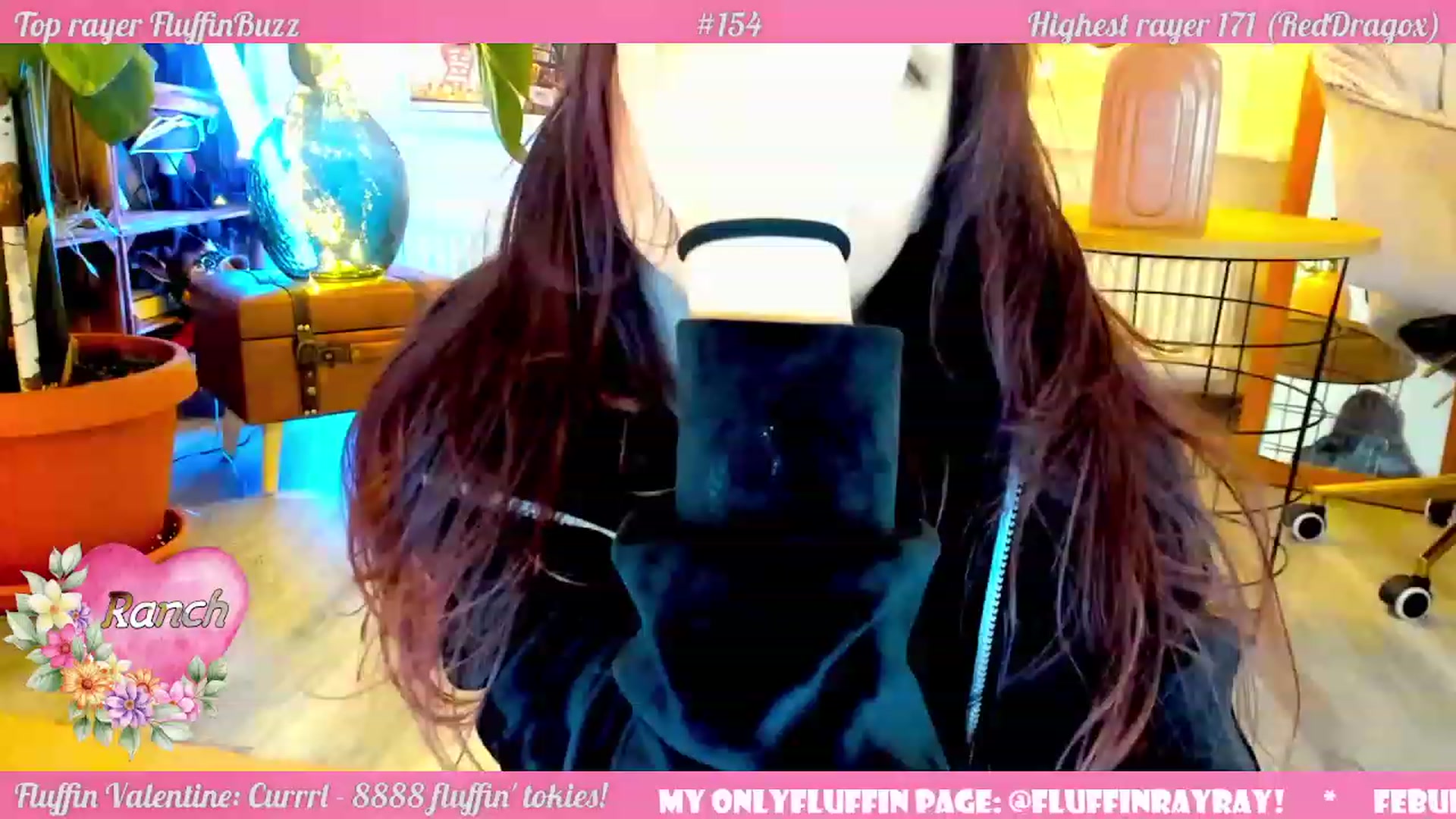 Gallery image thumbnail from FluffinRayRay's myfreecams stream on, 02/17/2023, 02:40 image 11 of 20