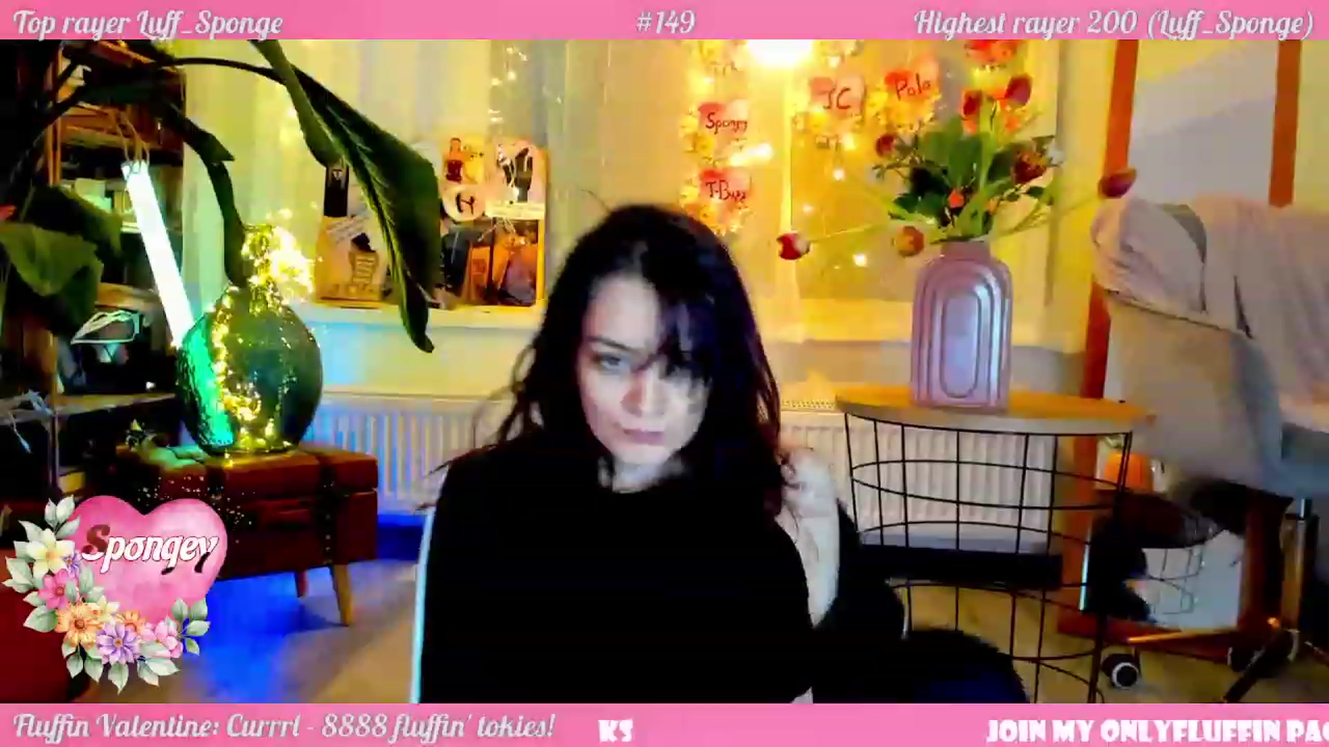 Gallery image thumbnail from FluffinRayRay's myfreecams stream on, 02/17/2023, 04:00 image 9 of 20