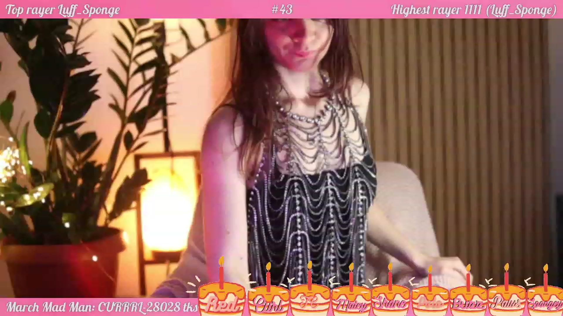 Gallery image thumbnail from FluffinRayRay's myfreecams stream on, 03/11/2023, 01:02 image 12 of 20