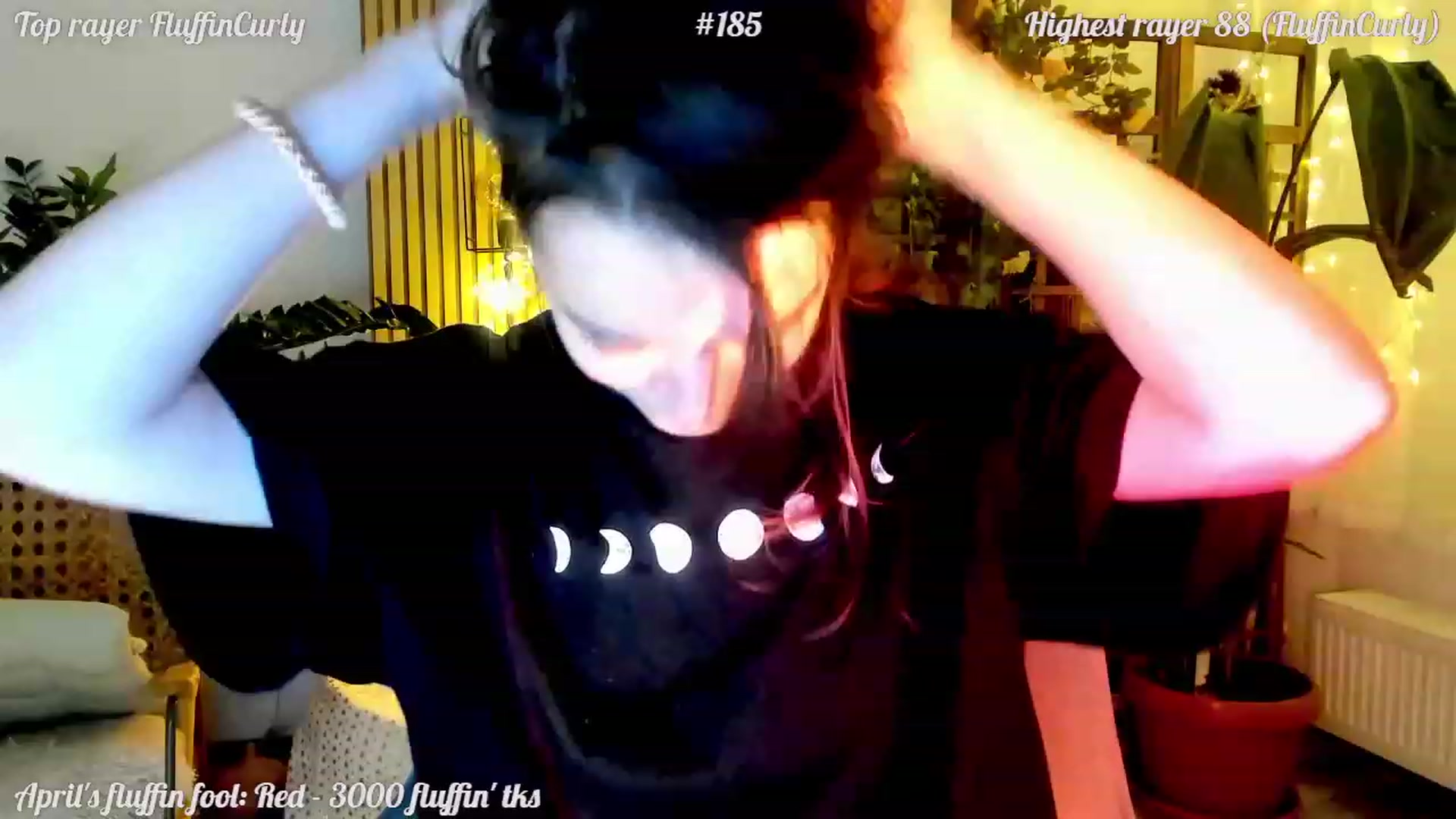 Gallery image thumbnail from FluffinRayRay's myfreecams stream on, 04/21/2023, 01:45 image 1 of 20